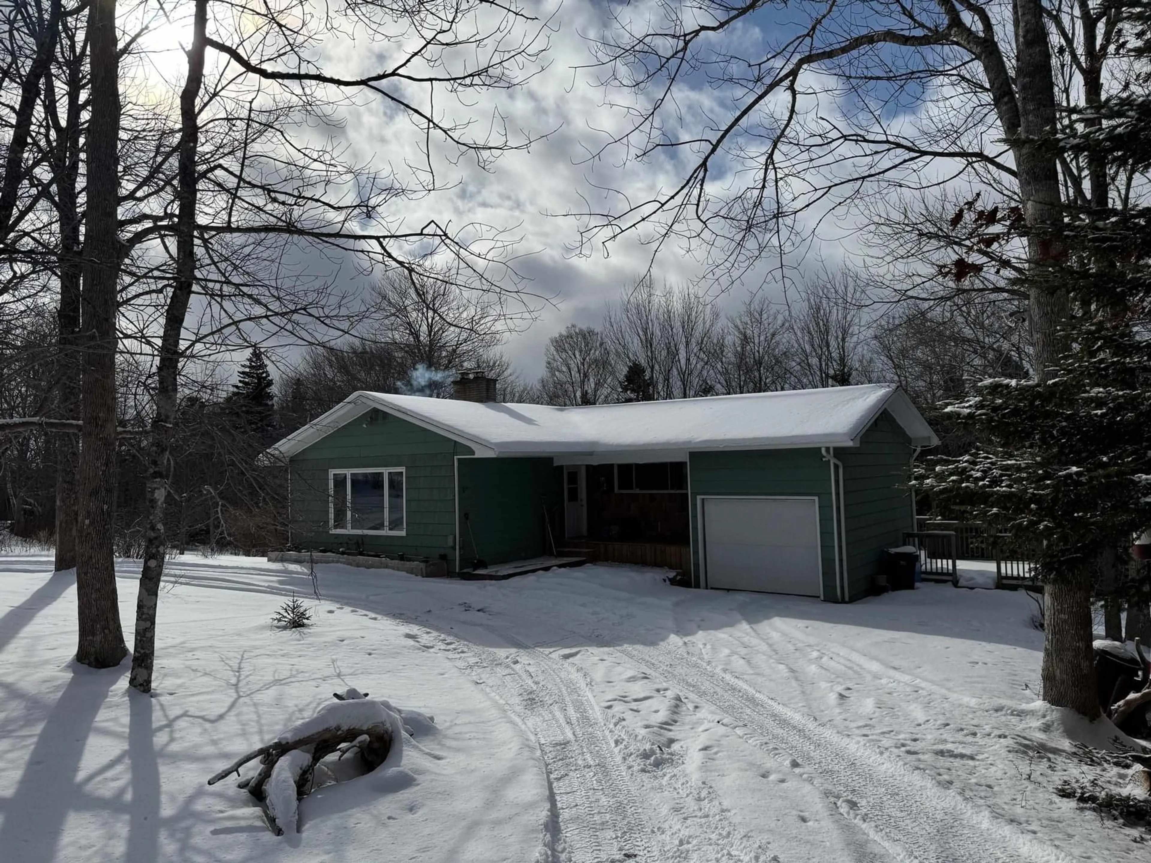 A pic from outside/outdoor area/front of a property/back of a property/a pic from drone, unknown for 286 Haley Dr, Deerfield Nova Scotia B5A 5N7