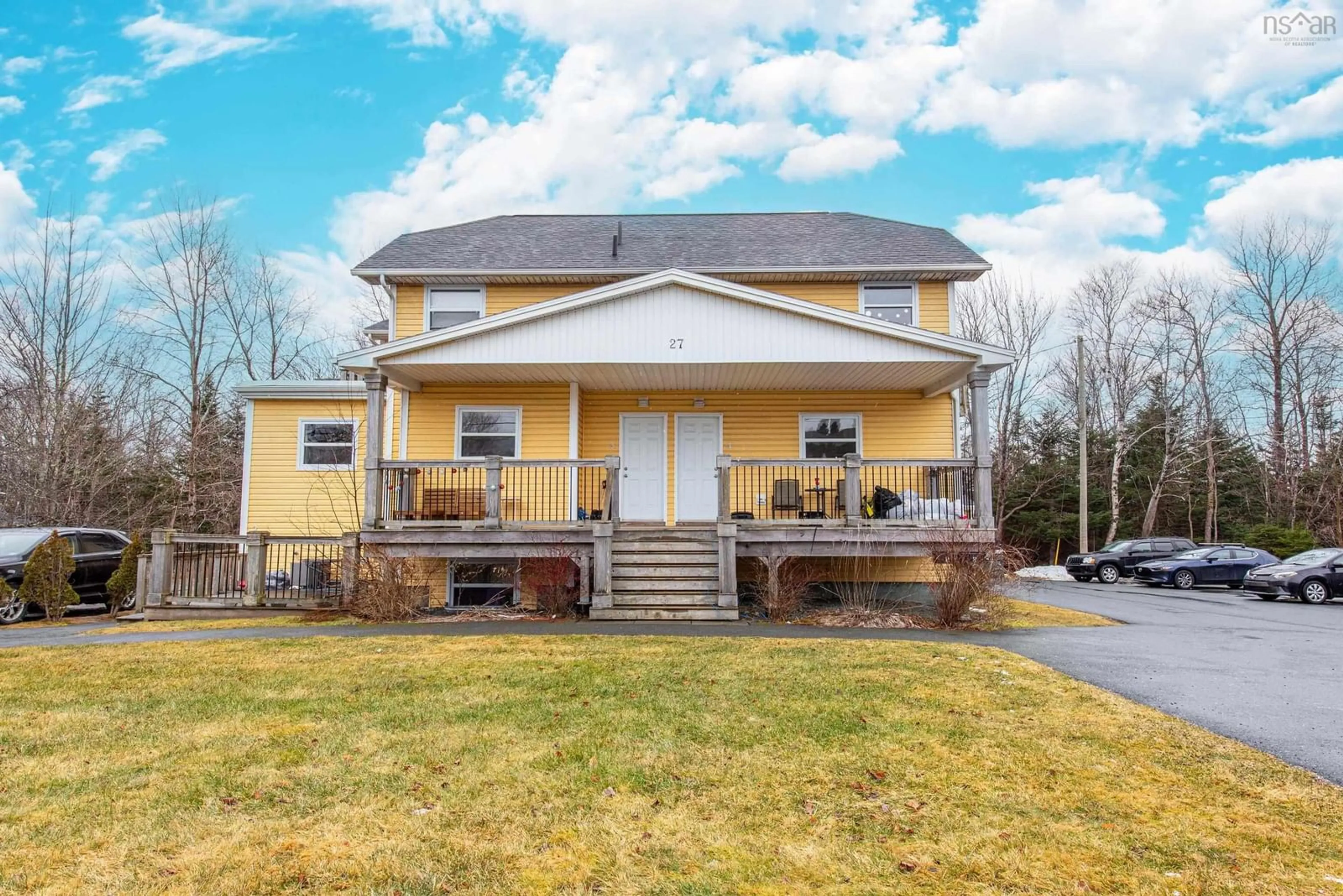 Home with vinyl exterior material, unknown for 27 Beaver Cres, Cole Harbour Nova Scotia B2V 1C8