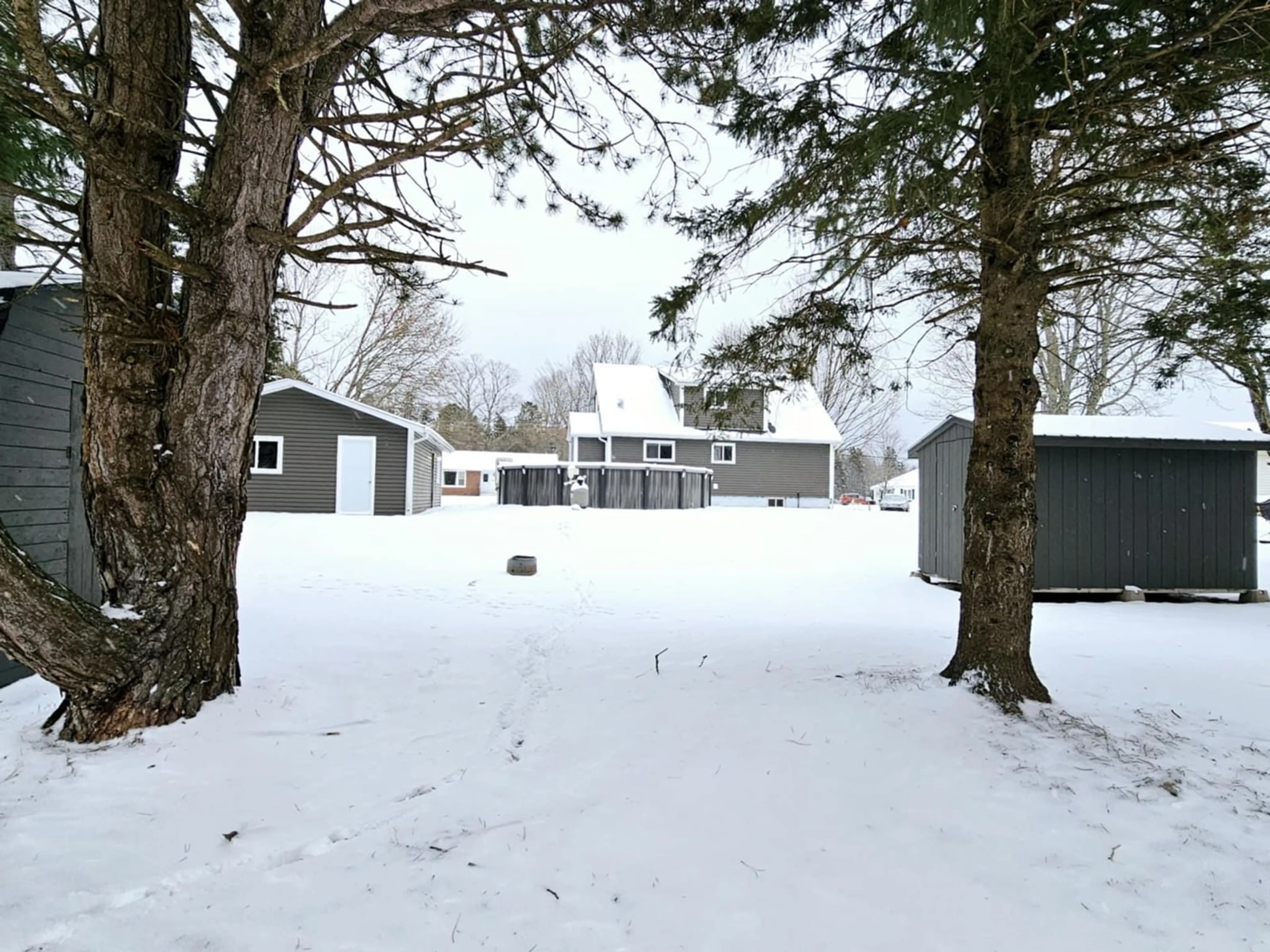 A pic from outside/outdoor area/front of a property/back of a property/a pic from drone, unknown for 31 Stephen Ave, Murray Siding Nova Scotia B6L 4J5