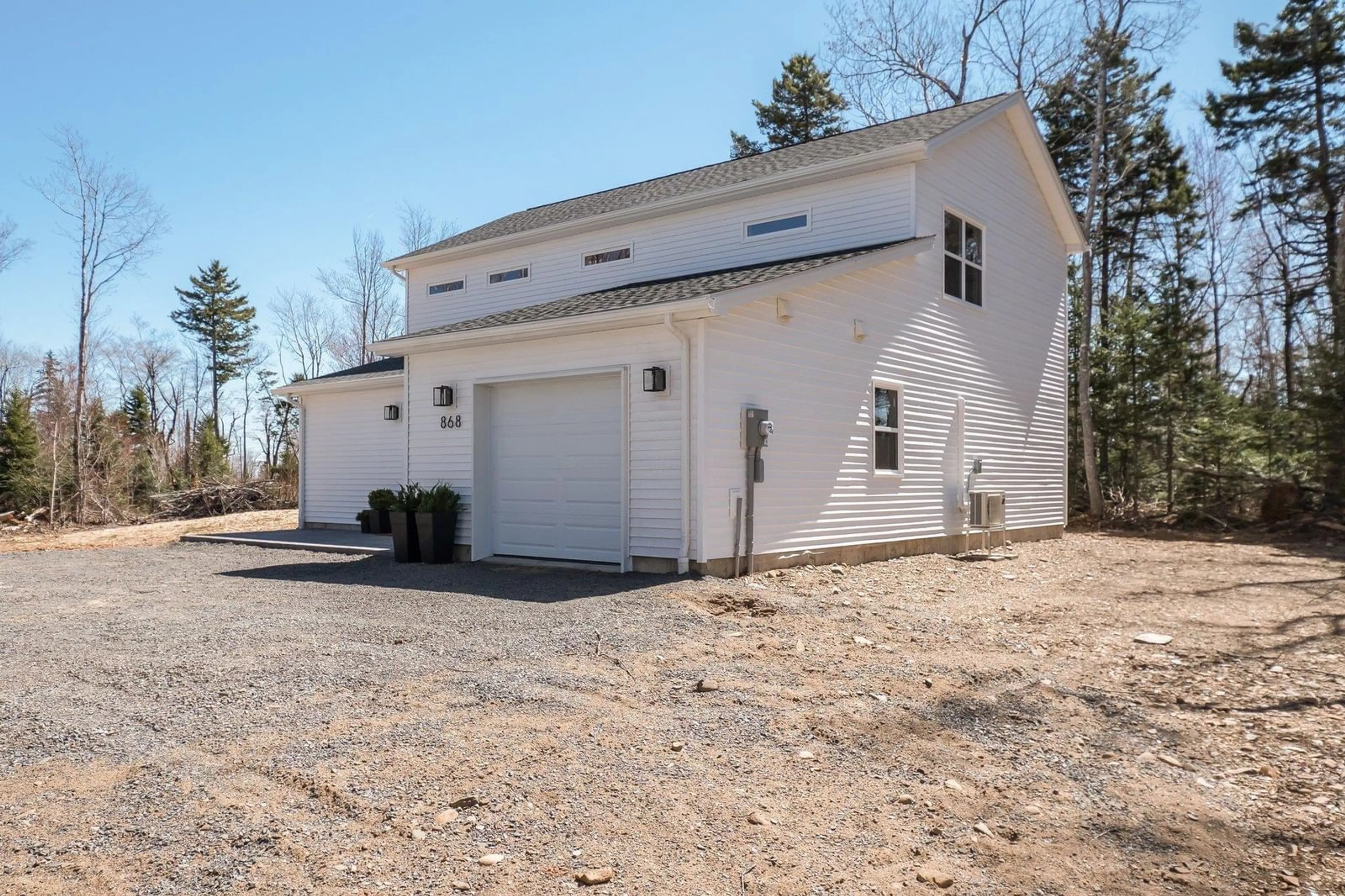 Indoor garage for 868 Newtonville Rd, Forest Hill Nova Scotia B4P 2R1