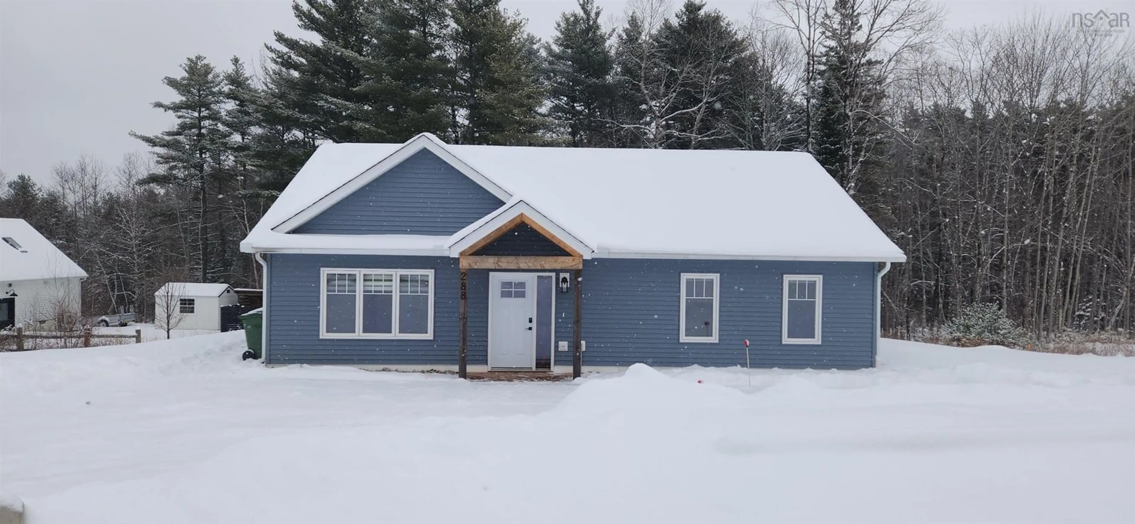 Home with vinyl exterior material, building for 288 Hawthorn Road, Mahone Bay Nova Scotia B0J 2E0