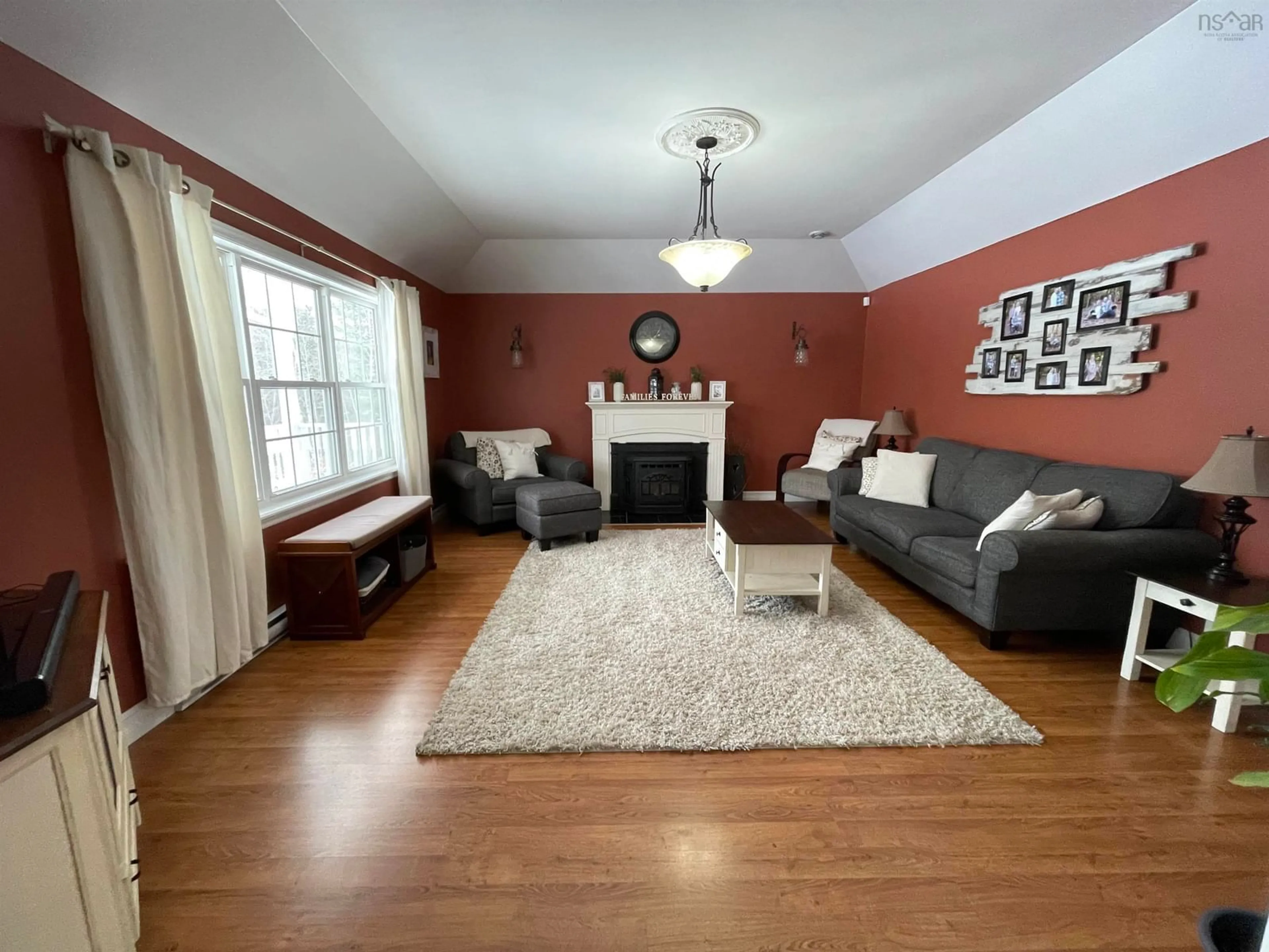 Living room with furniture, unknown for 129 Thomas St, Enfield Nova Scotia B2T 1T7