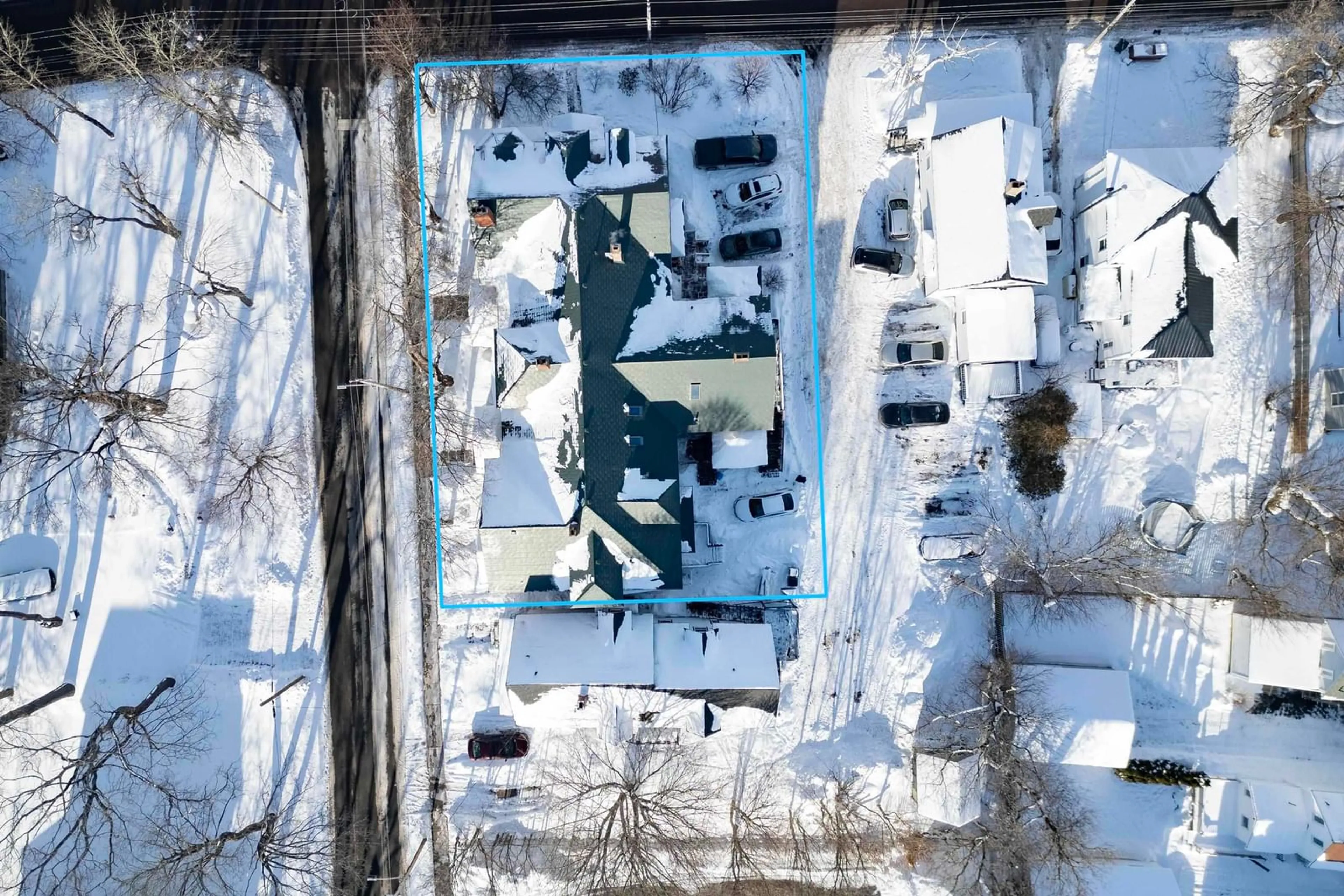 A pic from outside/outdoor area/front of a property/back of a property/a pic from drone, street for 13-17 Robie St, Amherst Nova Scotia B4H 2V5