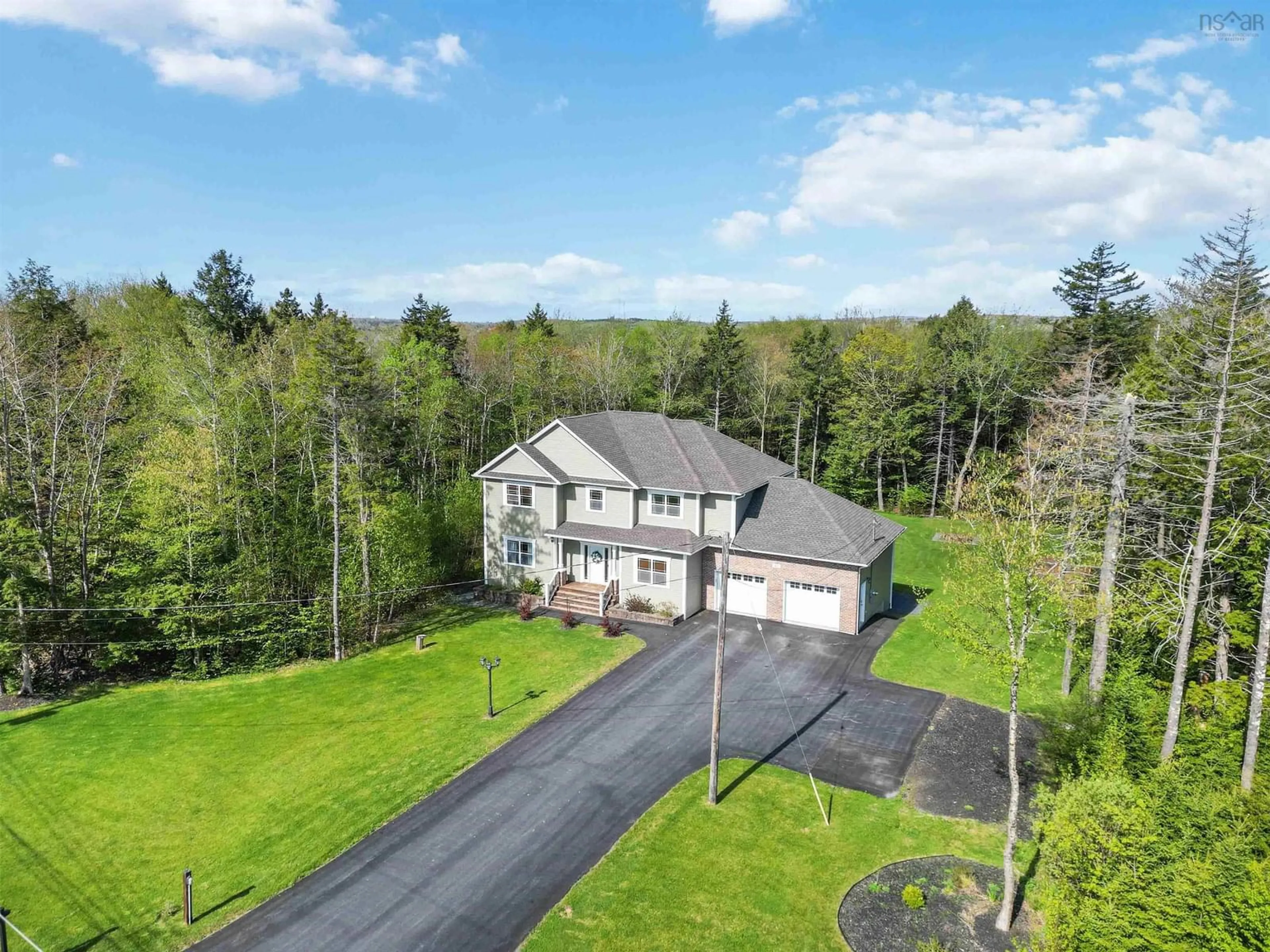 A pic from outside/outdoor area/front of a property/back of a property/a pic from drone, street for 36 Crofters Close, Fall River Nova Scotia B2T 0H8