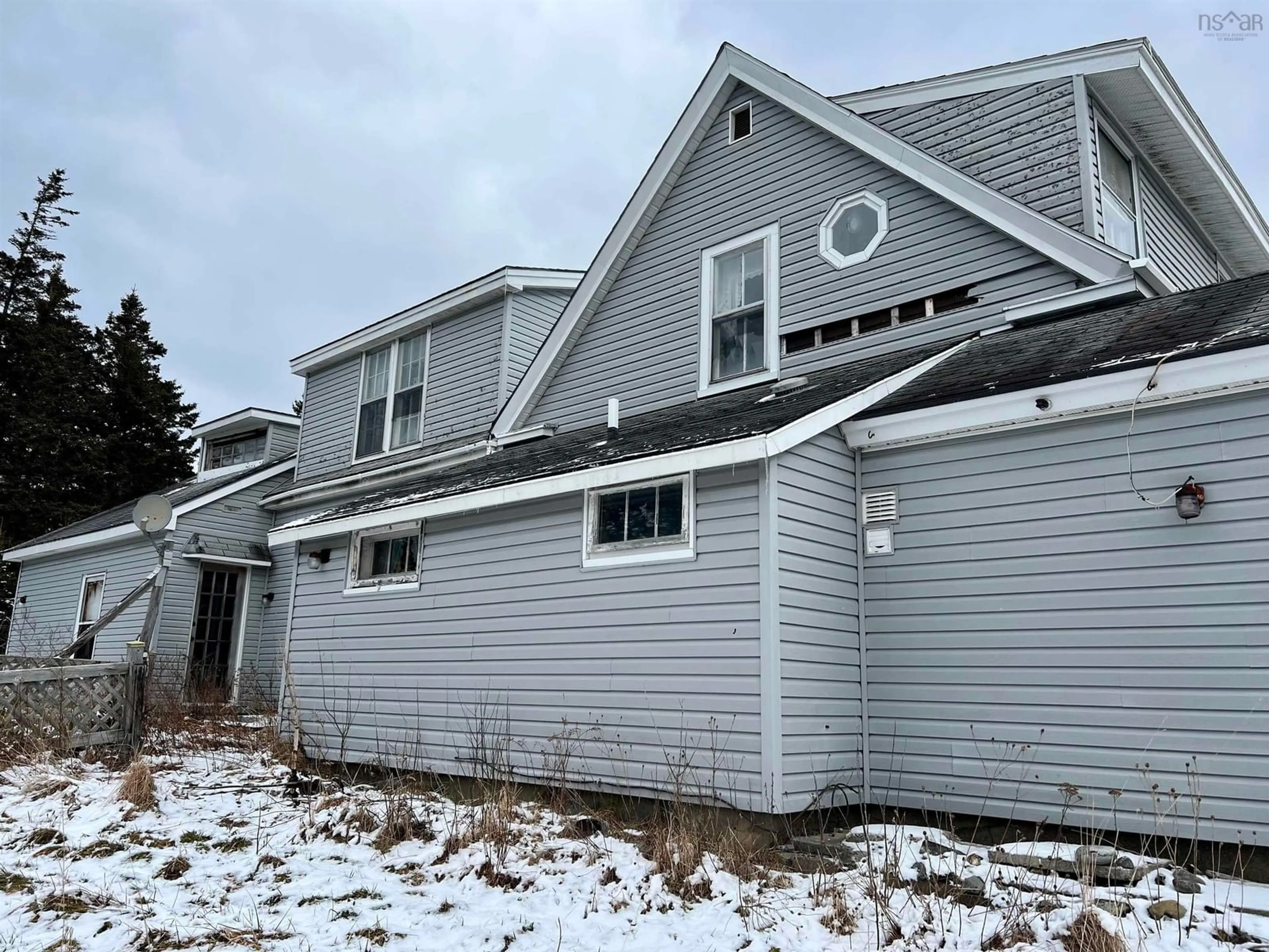 Home with vinyl exterior material, building for 647 East Green Harbour Rd, East Green Harbour Nova Scotia B0T 1L0