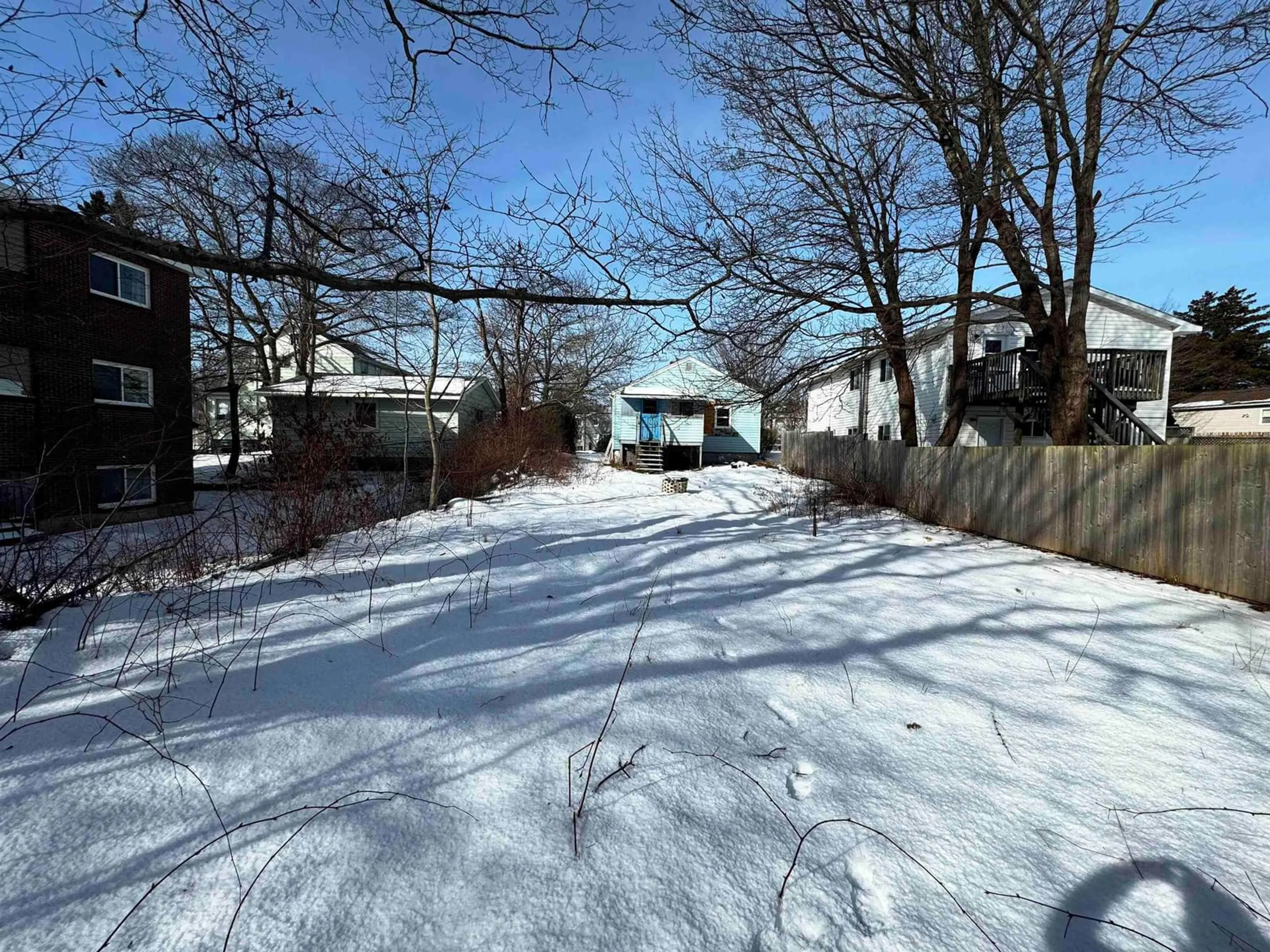 A pic from outside/outdoor area/front of a property/back of a property/a pic from drone, street for 60 Courtney Rd, Dartmouth Nova Scotia B3A 4C2