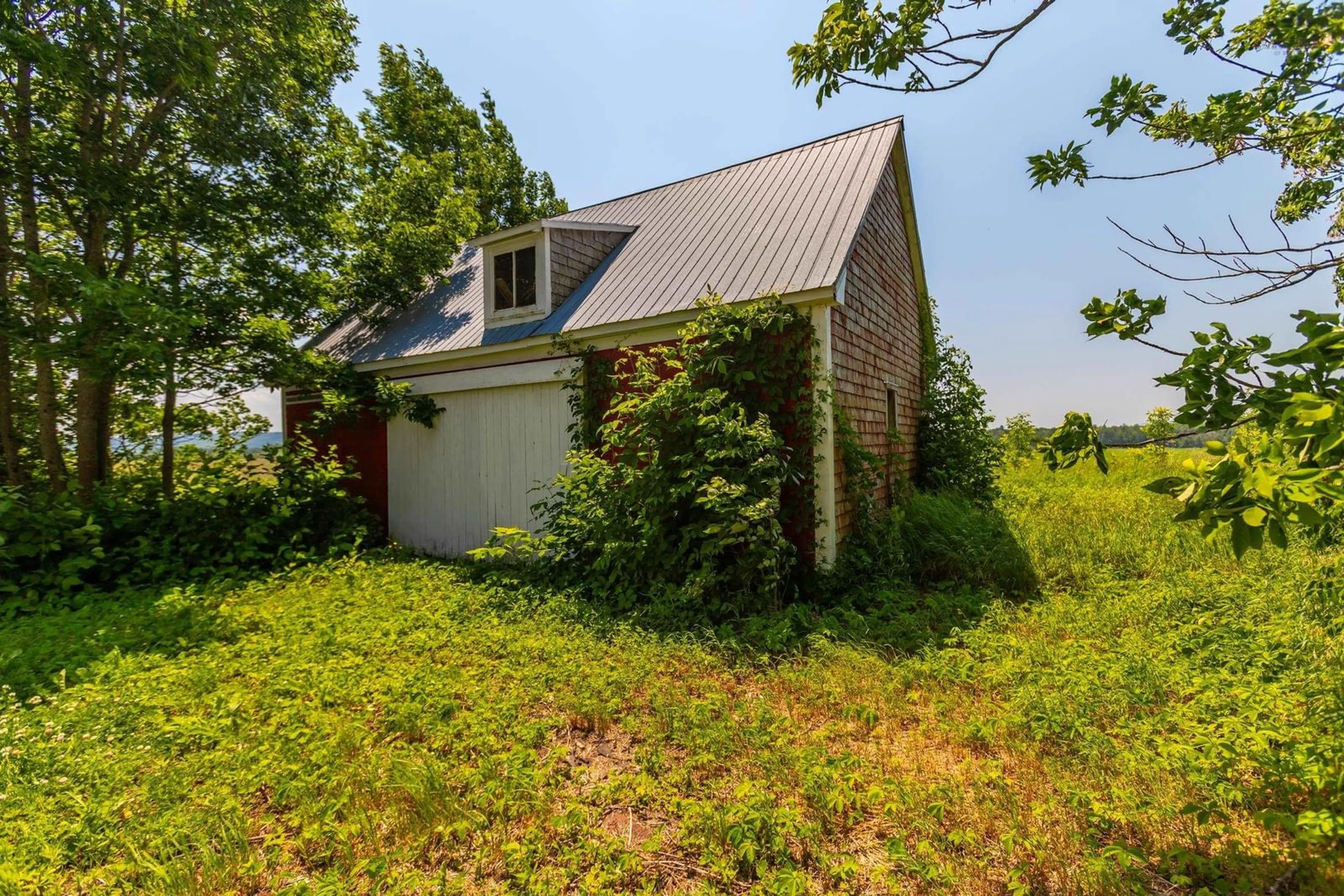 Shed for 645 Leonard Rd, Paradise Nova Scotia B0S 1R0