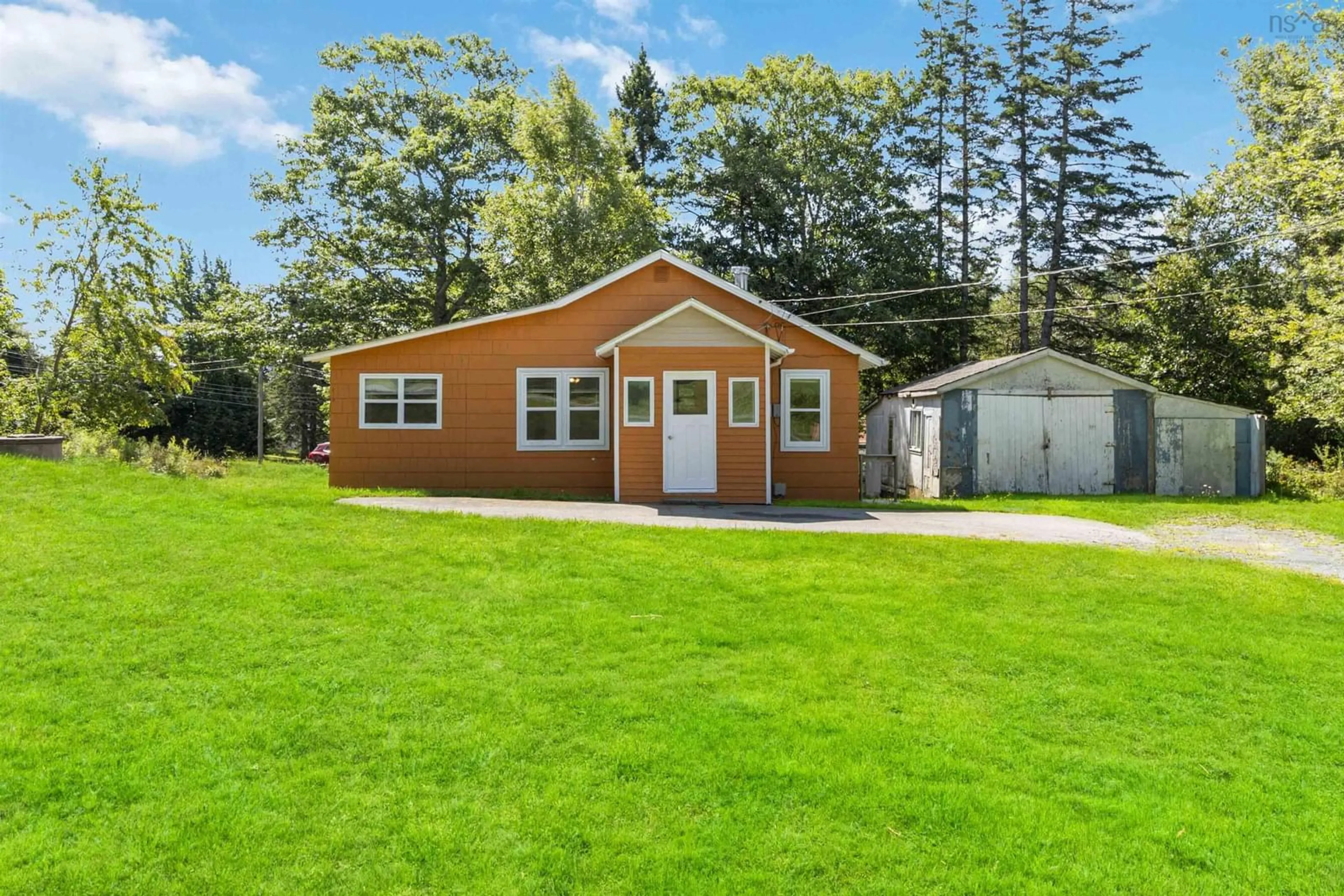 Home with vinyl exterior material, unknown for 88 Nickerson Pond Rd, Brooklyn Nova Scotia B0T 1K0