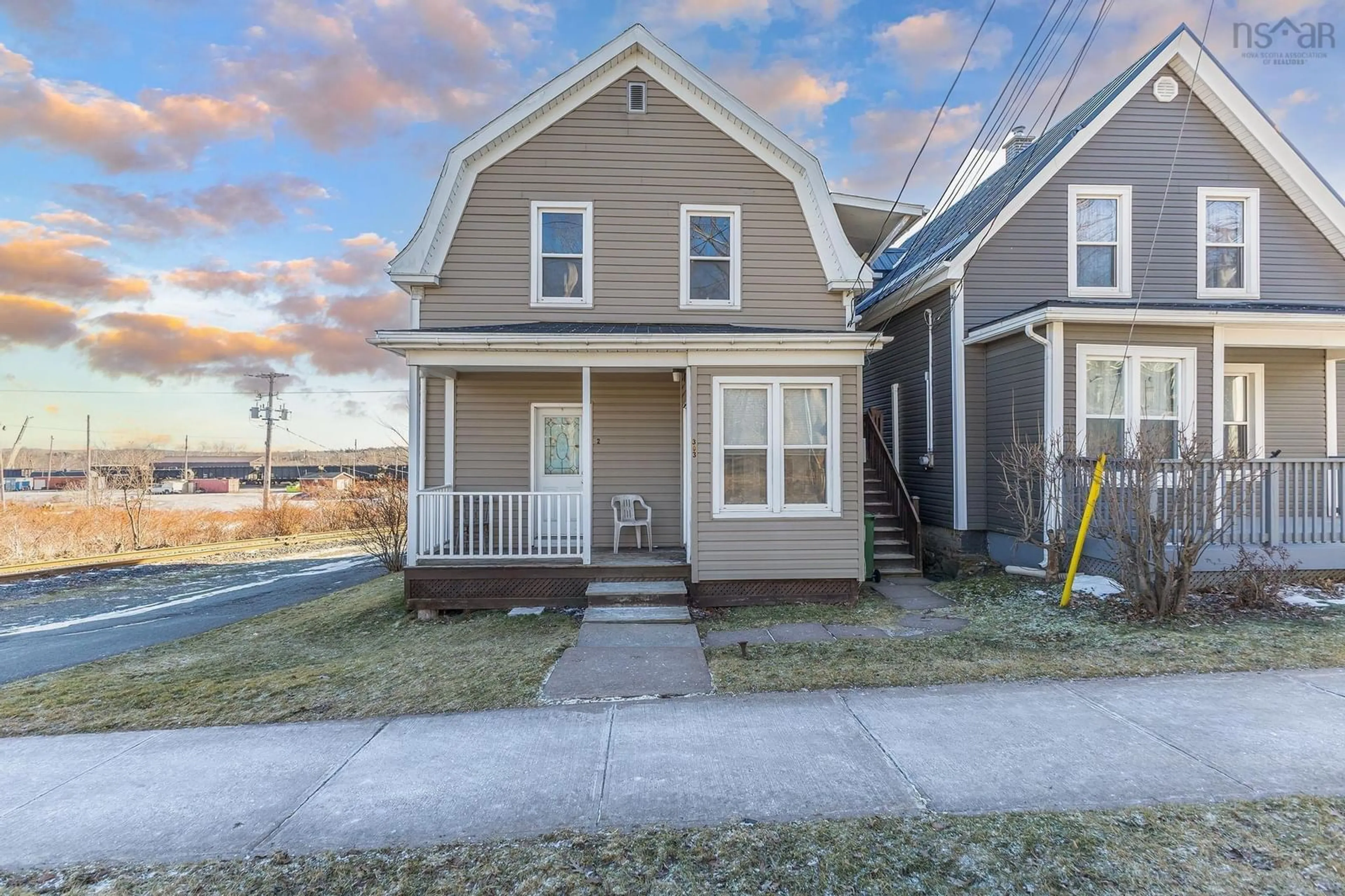 Home with vinyl exterior material, street for 303 South Foord St, Stellarton Nova Scotia B0K 1S0