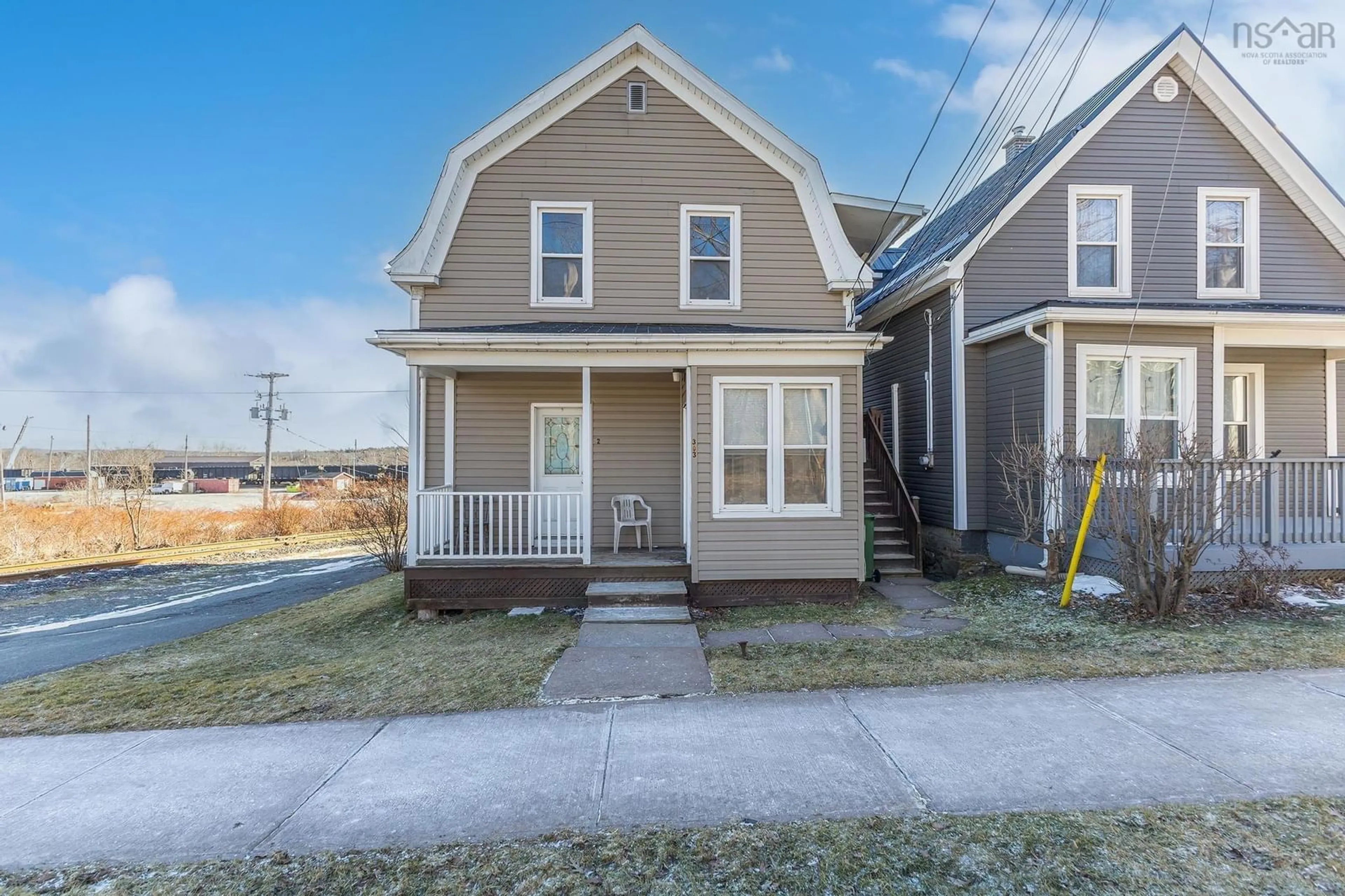 Home with vinyl exterior material, street for 303 South Foord St, Stellarton Nova Scotia B0K 1S0