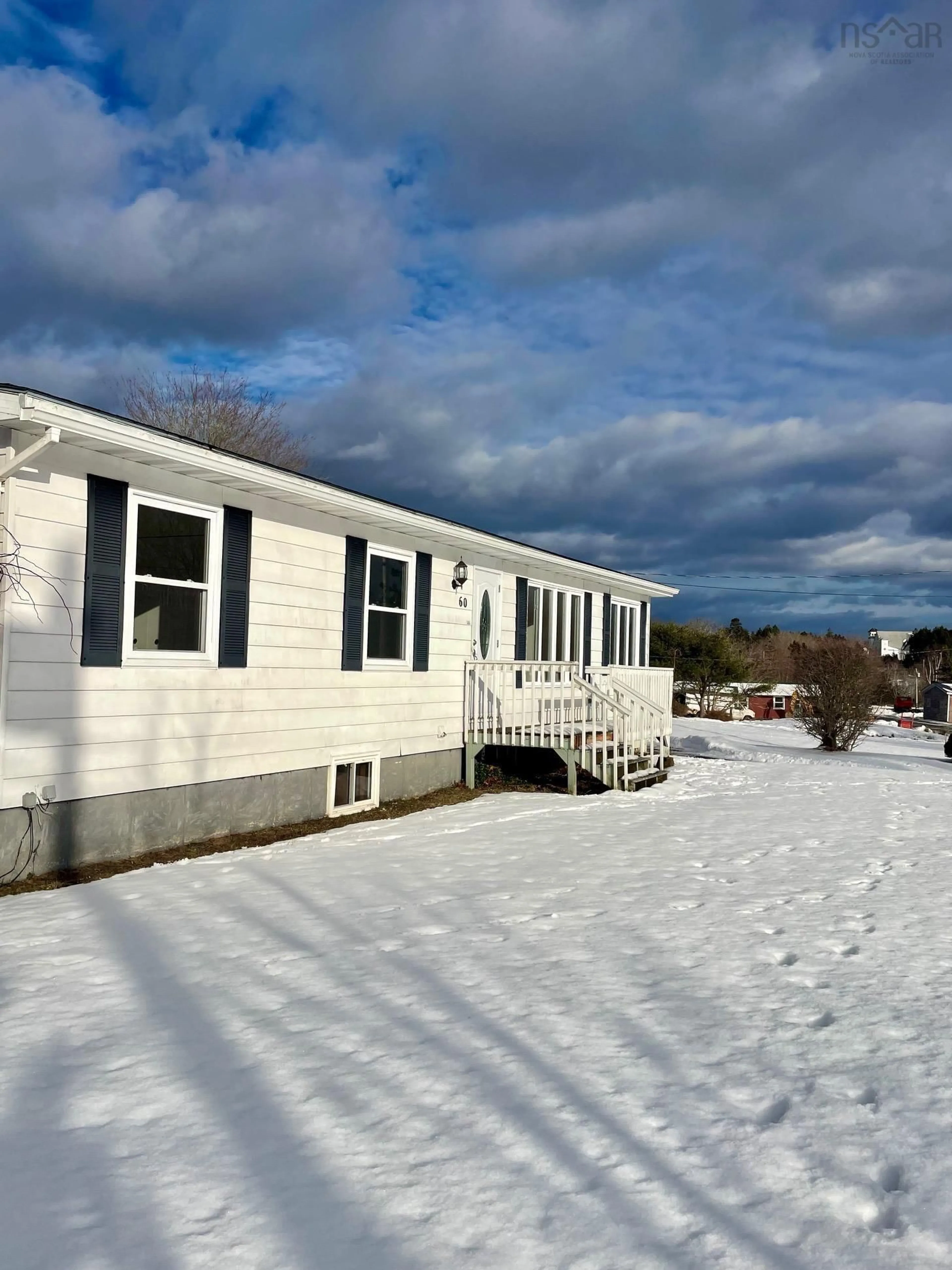 Home with vinyl exterior material, unknown for 60 North Side Rd, Riverport Nova Scotia B0J 2W0