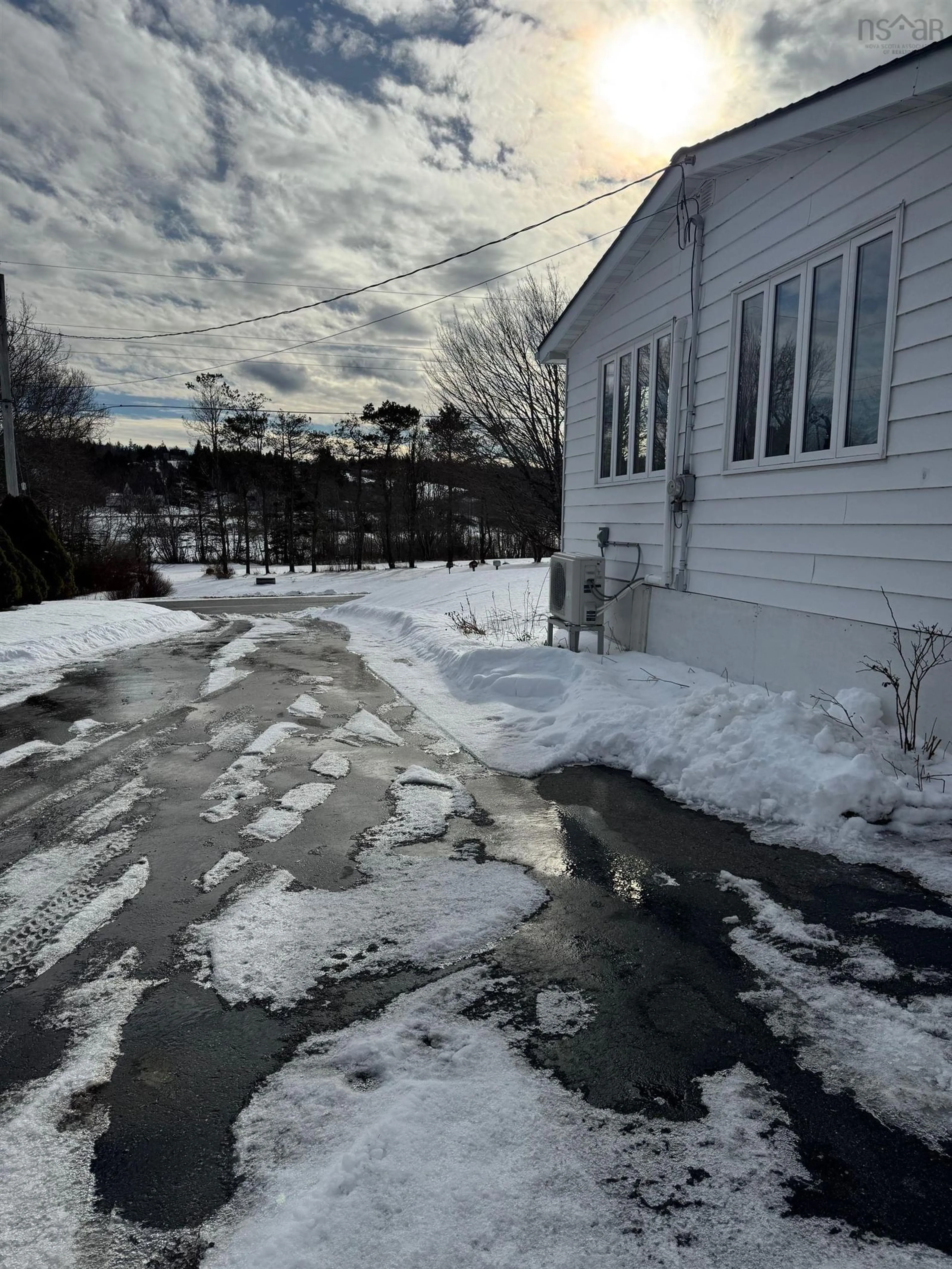 A pic from outside/outdoor area/front of a property/back of a property/a pic from drone, street for 60 North Side Rd, Riverport Nova Scotia B0J 2W0