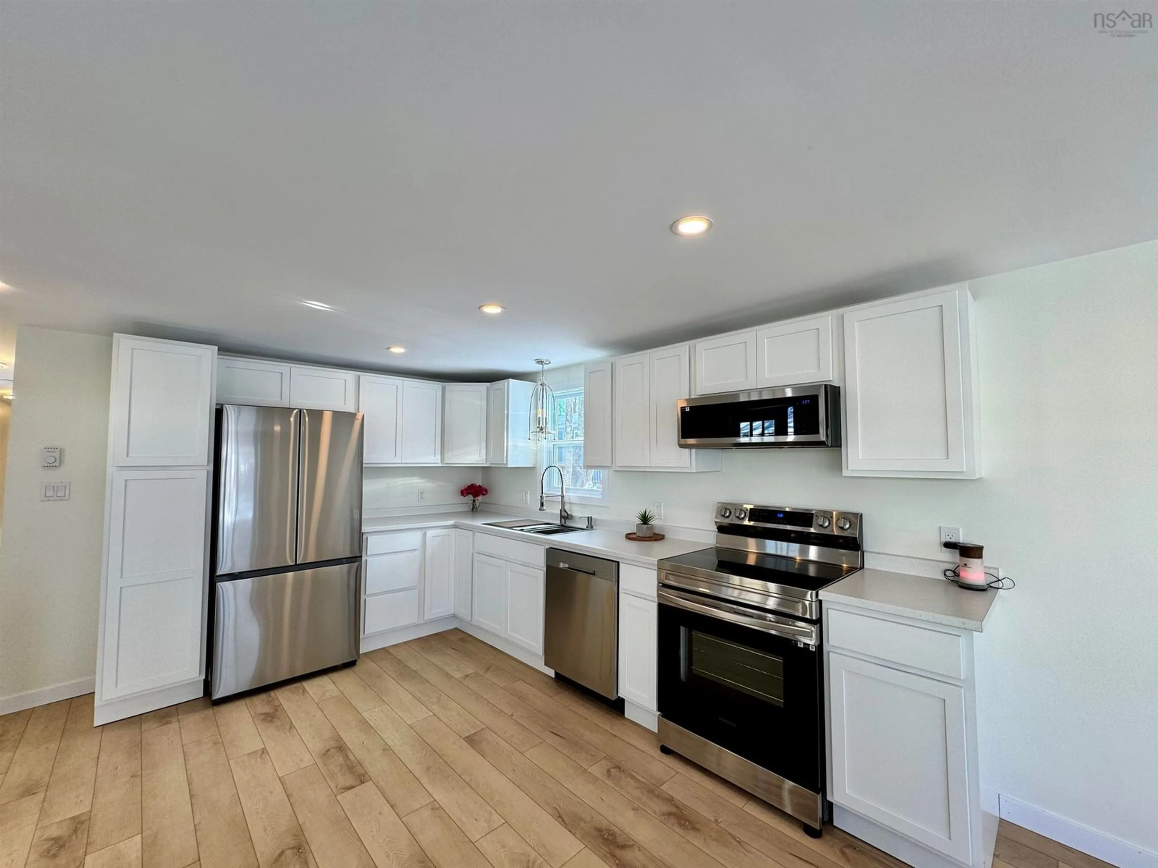 Open concept kitchen, unknown for 836 Duggan Dr, Beaver Bank Nova Scotia B4E 1L5