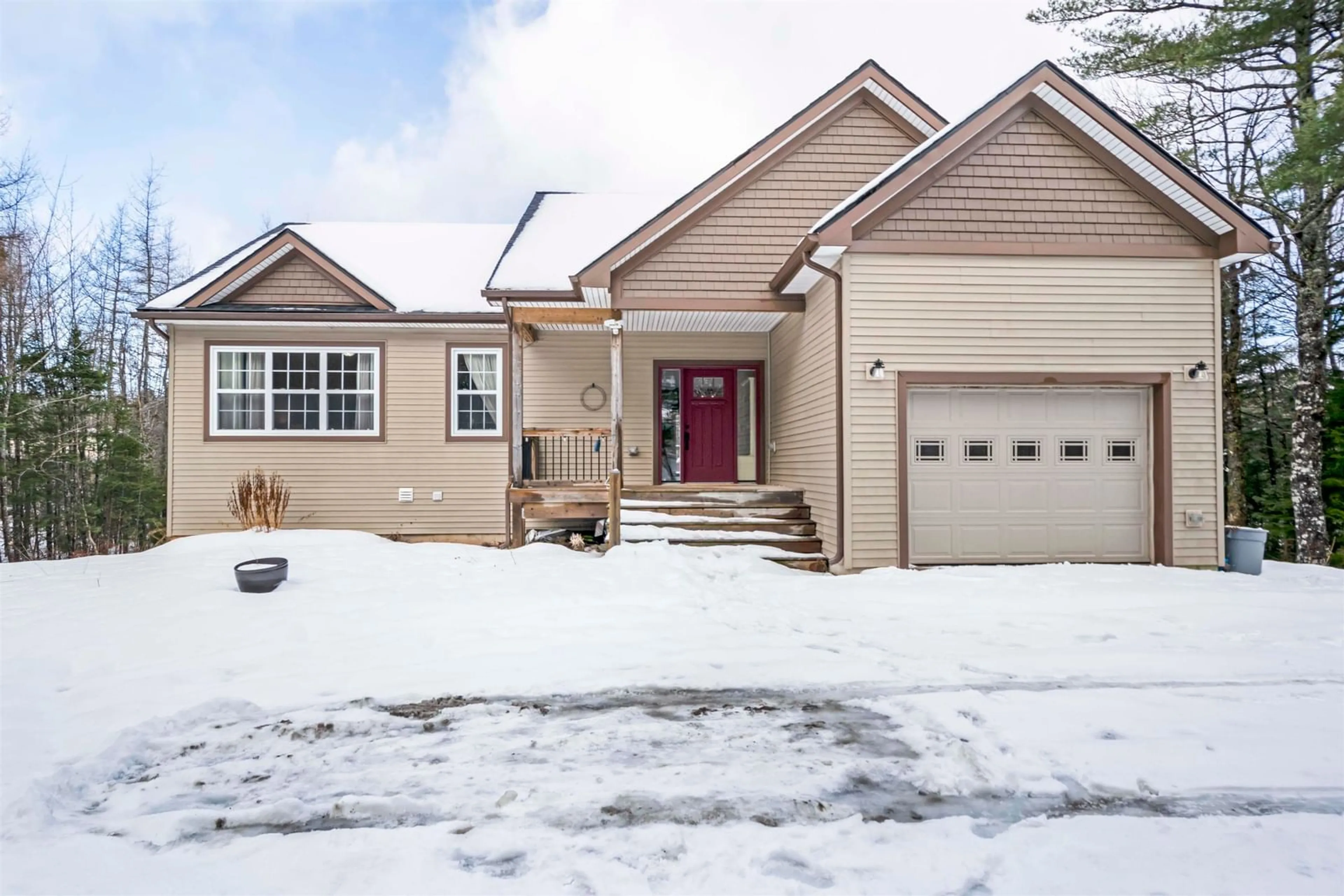 Home with vinyl exterior material, street for 5 Willowdale Dr, Musquodoboit Harbour Nova Scotia B0J 2L0