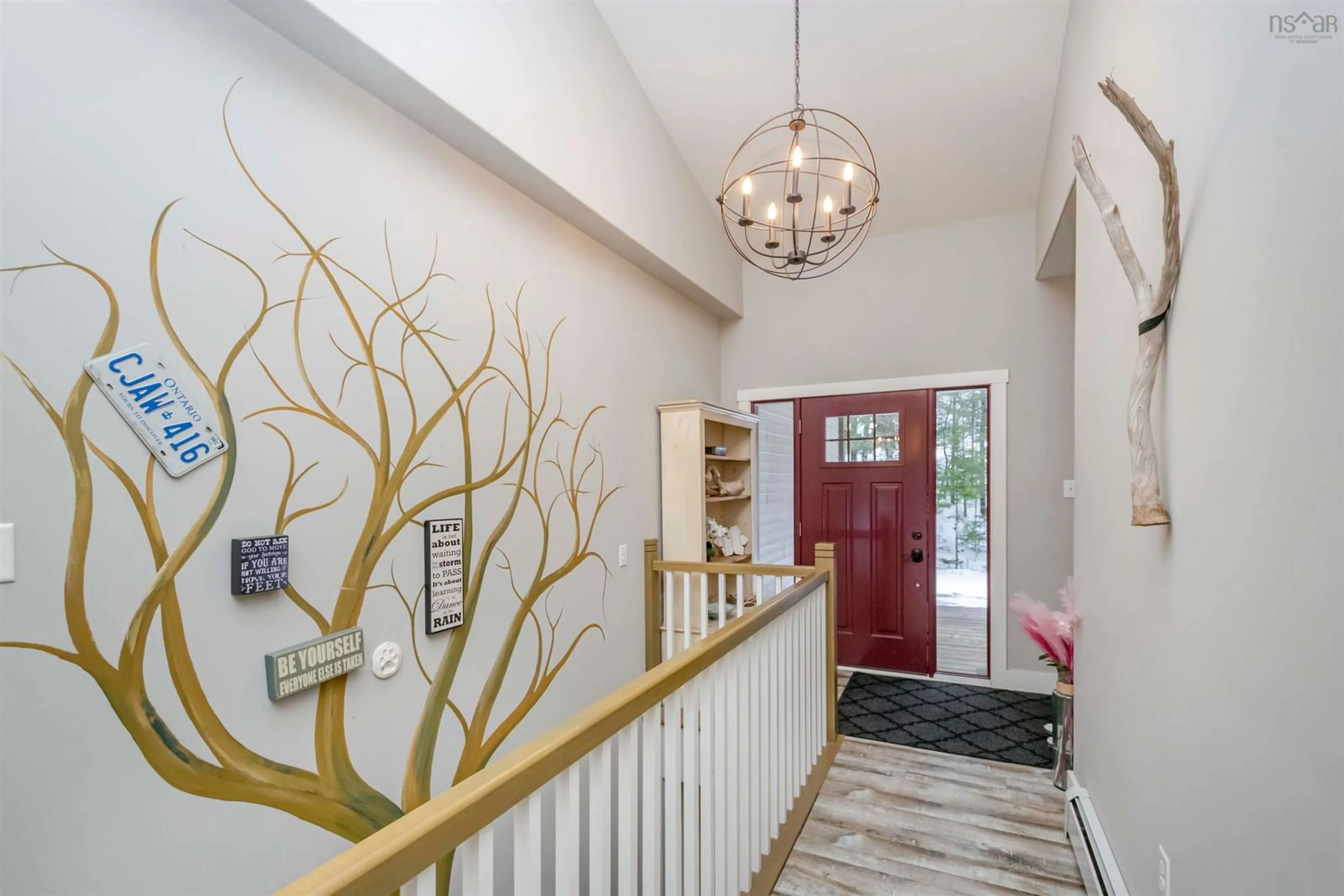 Indoor foyer for 5 Willowdale Dr, Musquodoboit Harbour Nova Scotia B0J 2L0