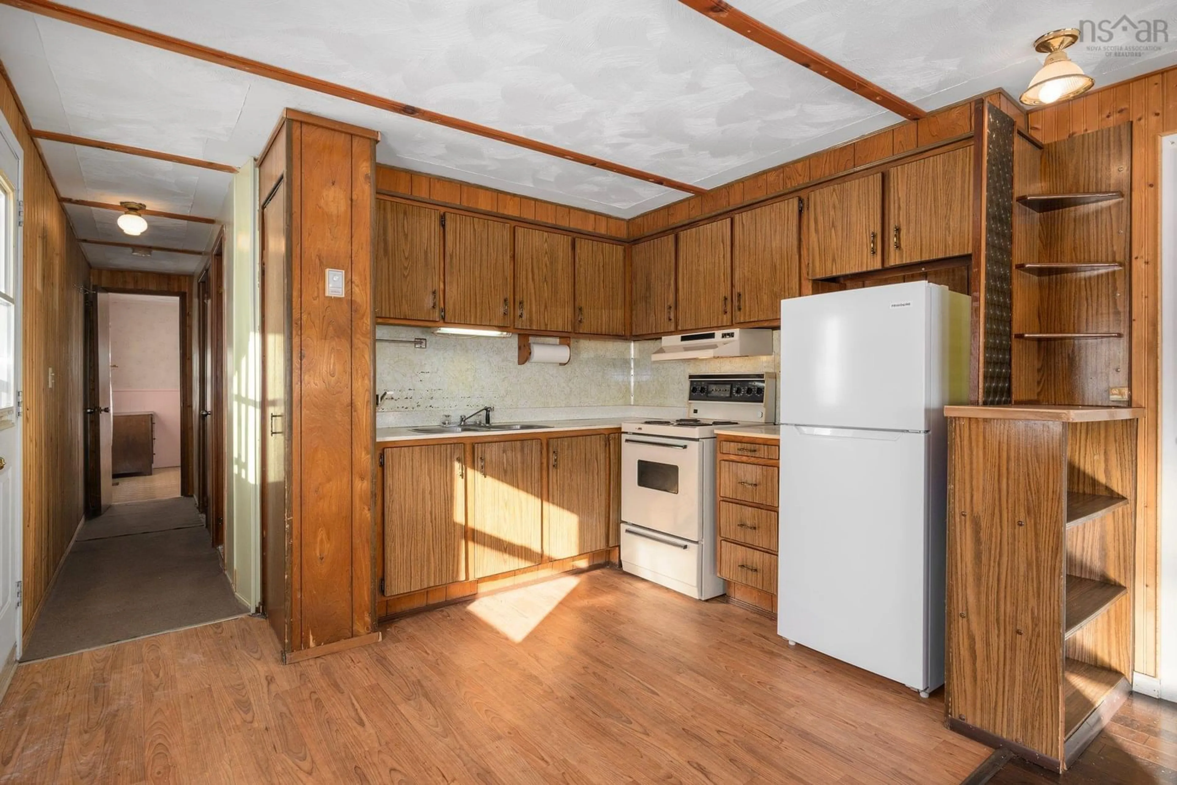 Standard kitchen, wood/laminate floor for 88 Falmouth Back Rd, Falmouth Nova Scotia B0P 1L0