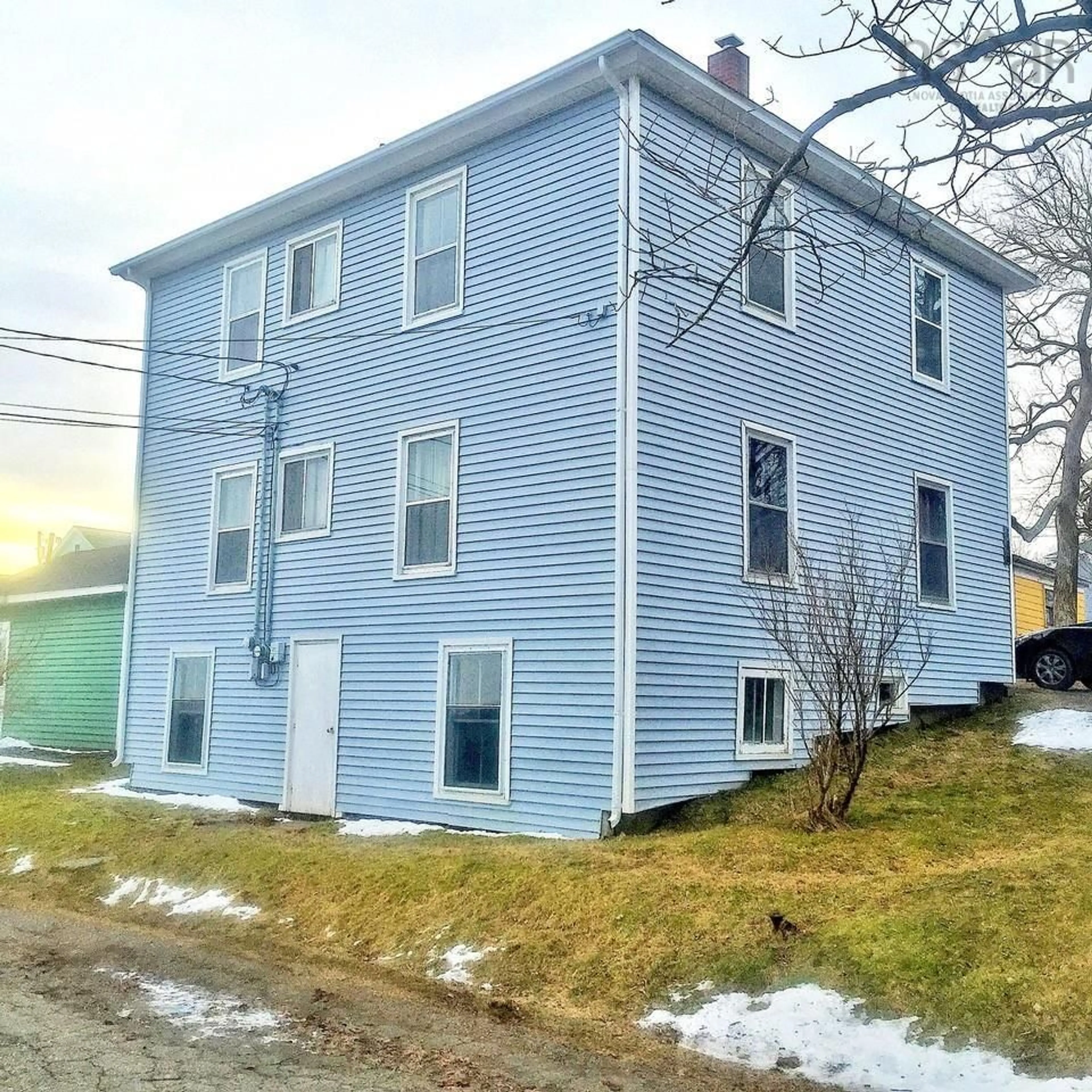 Unknown for 94 Hopson St, Lunenburg Nova Scotia B0J 2C0