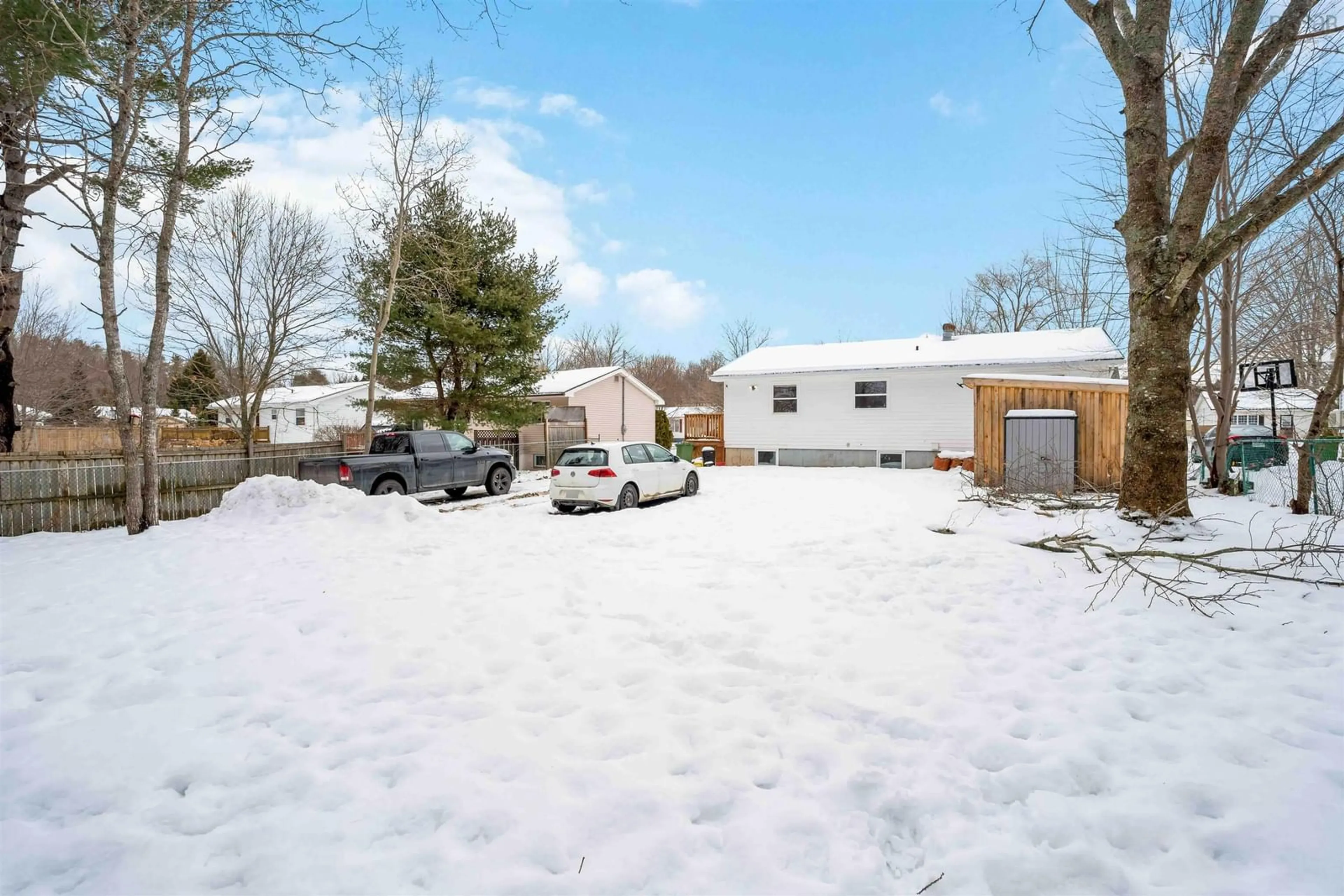 A pic from outside/outdoor area/front of a property/back of a property/a pic from drone, street for 329 Marjorie Dr, North Kentville Nova Scotia B4N 4X6