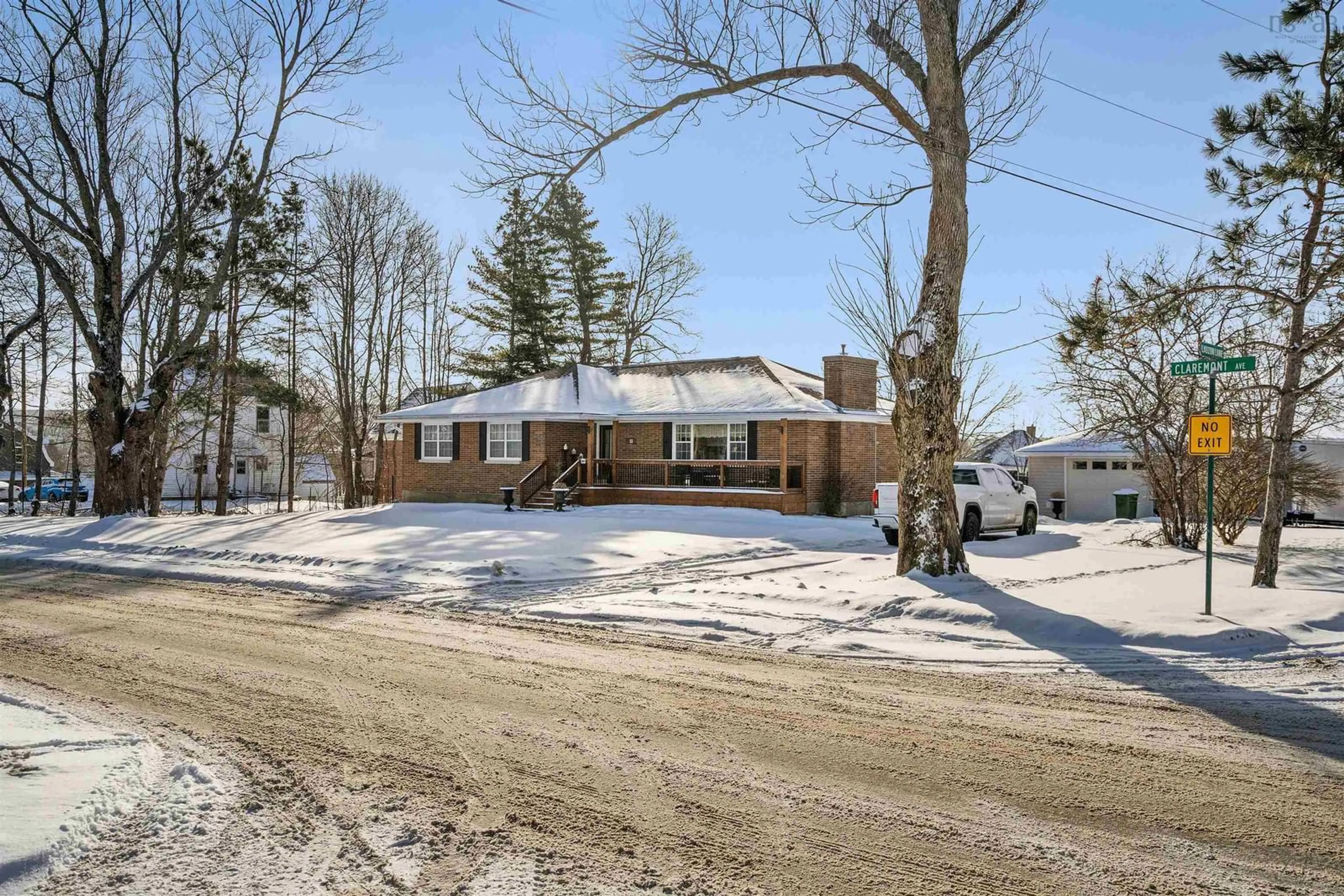 A pic from outside/outdoor area/front of a property/back of a property/a pic from drone, street for 11 Claremont Ave, Stellarton Nova Scotia B0K 1S0