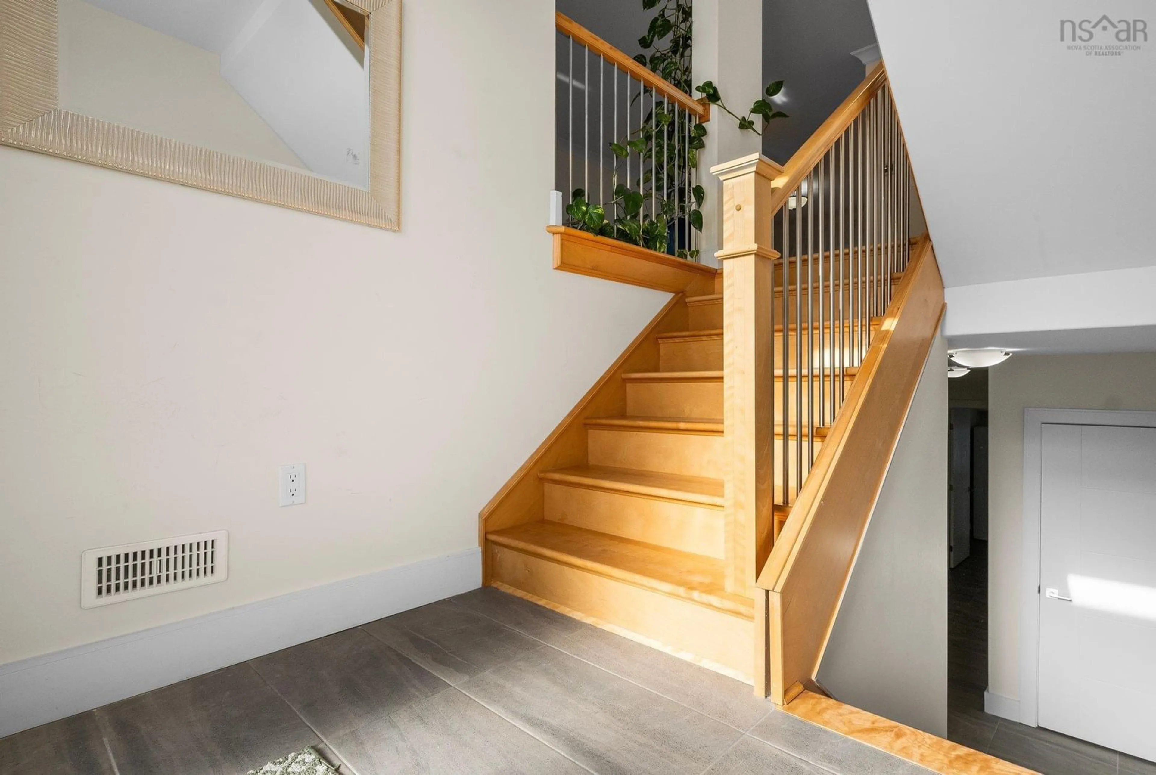 Stairs for 60 Eliza Ritchie Cres, Rockingham Nova Scotia B3M 0K6