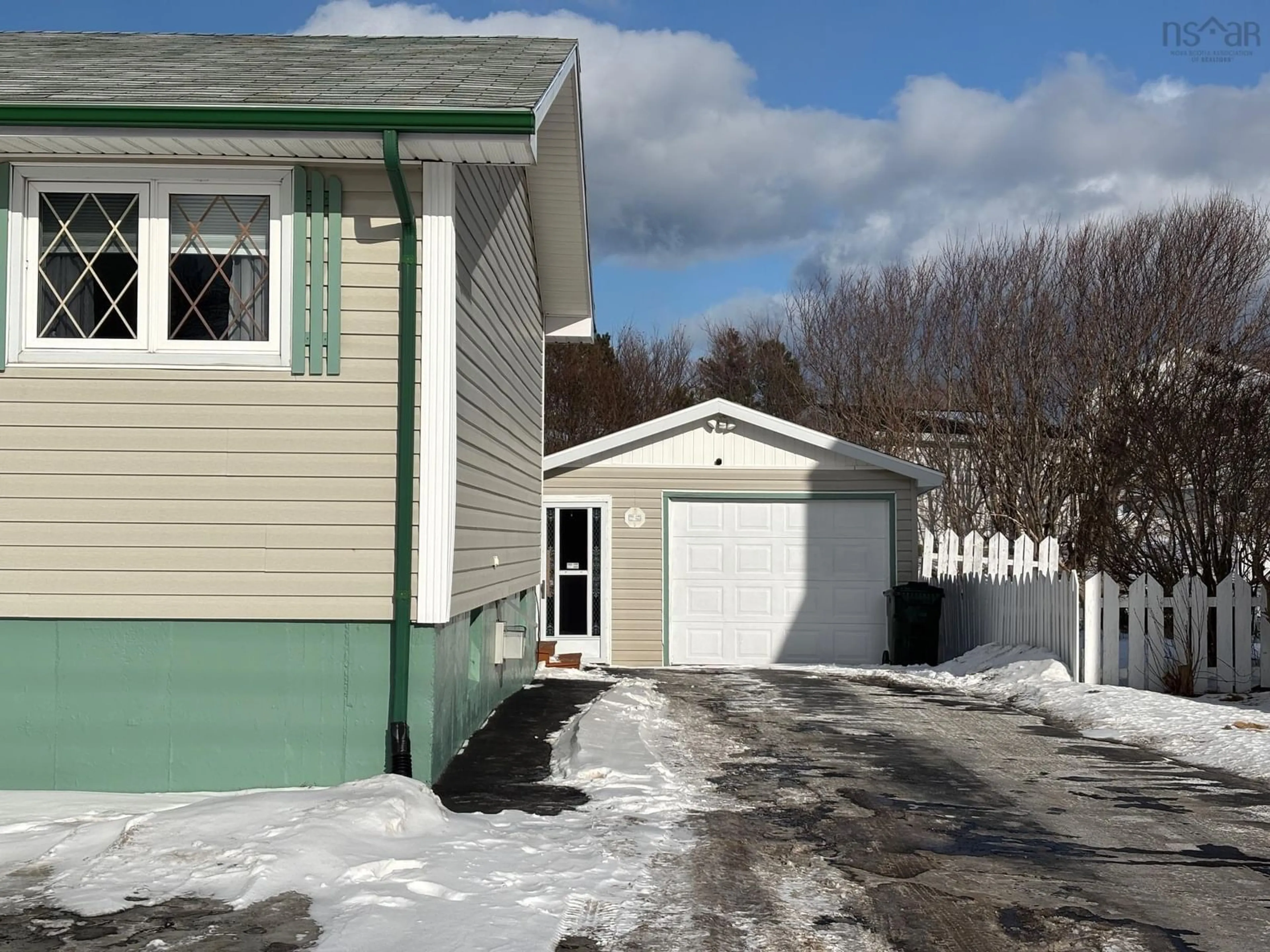 Unknown for 3165 Sunset Ave, New Waterford Nova Scotia B1H 1L1