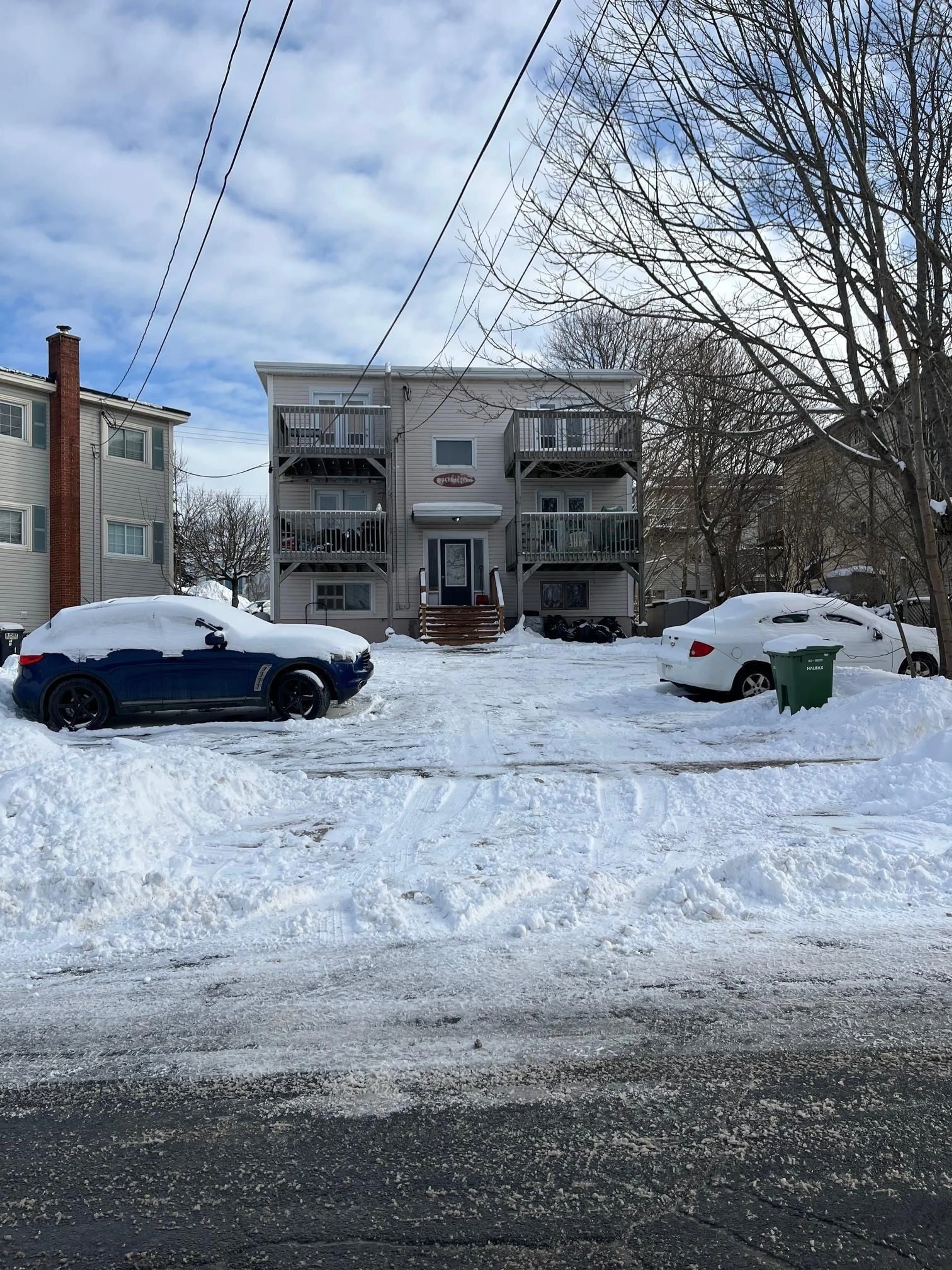 Parking for 3834 Robie St, Halifax Nova Scotia B3K 4T4