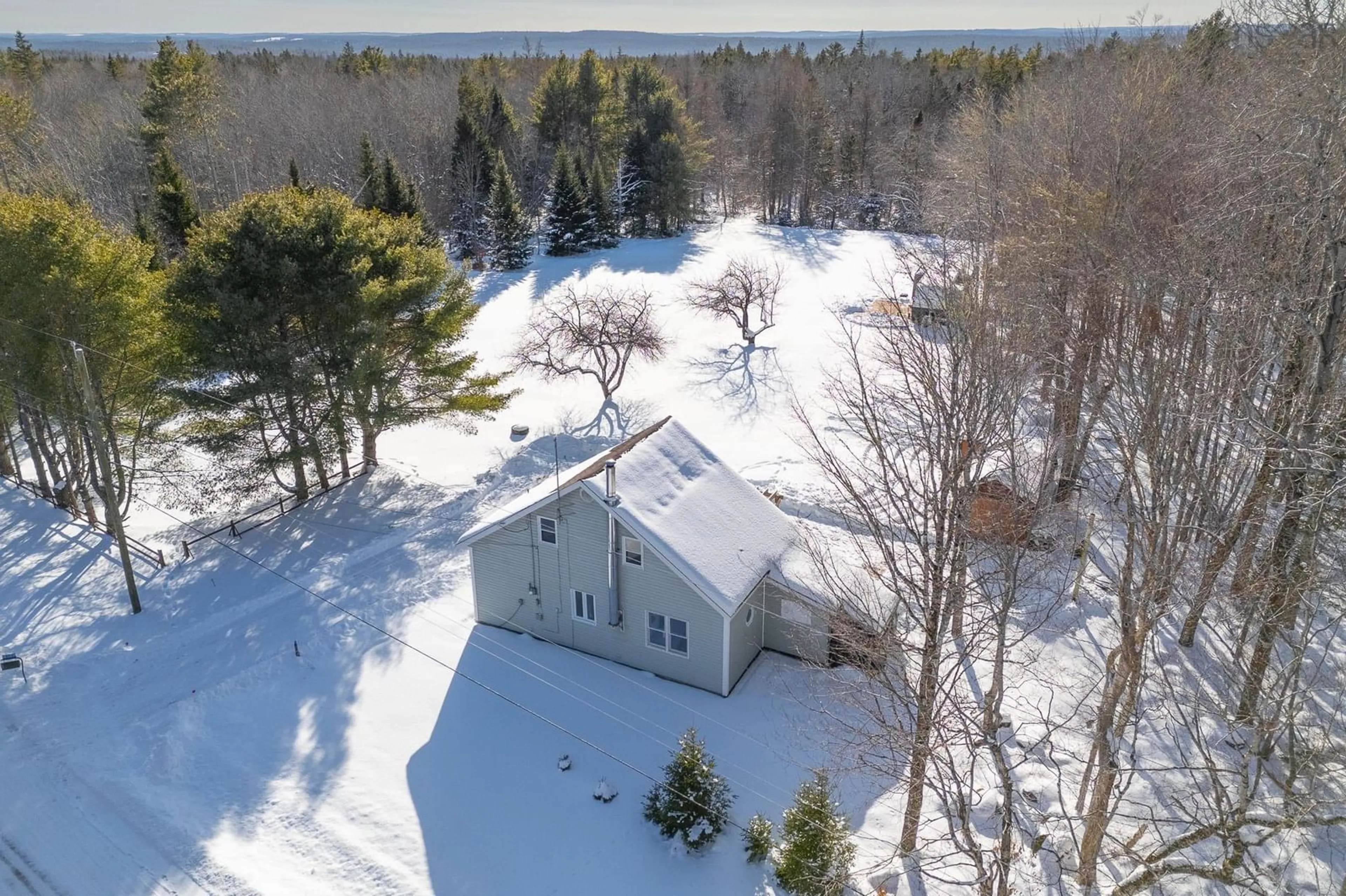 A pic from outside/outdoor area/front of a property/back of a property/a pic from drone, water/lake/river/ocean view for 4149 Woodstock Rd, Mahone Bay Nova Scotia B0J 2E0