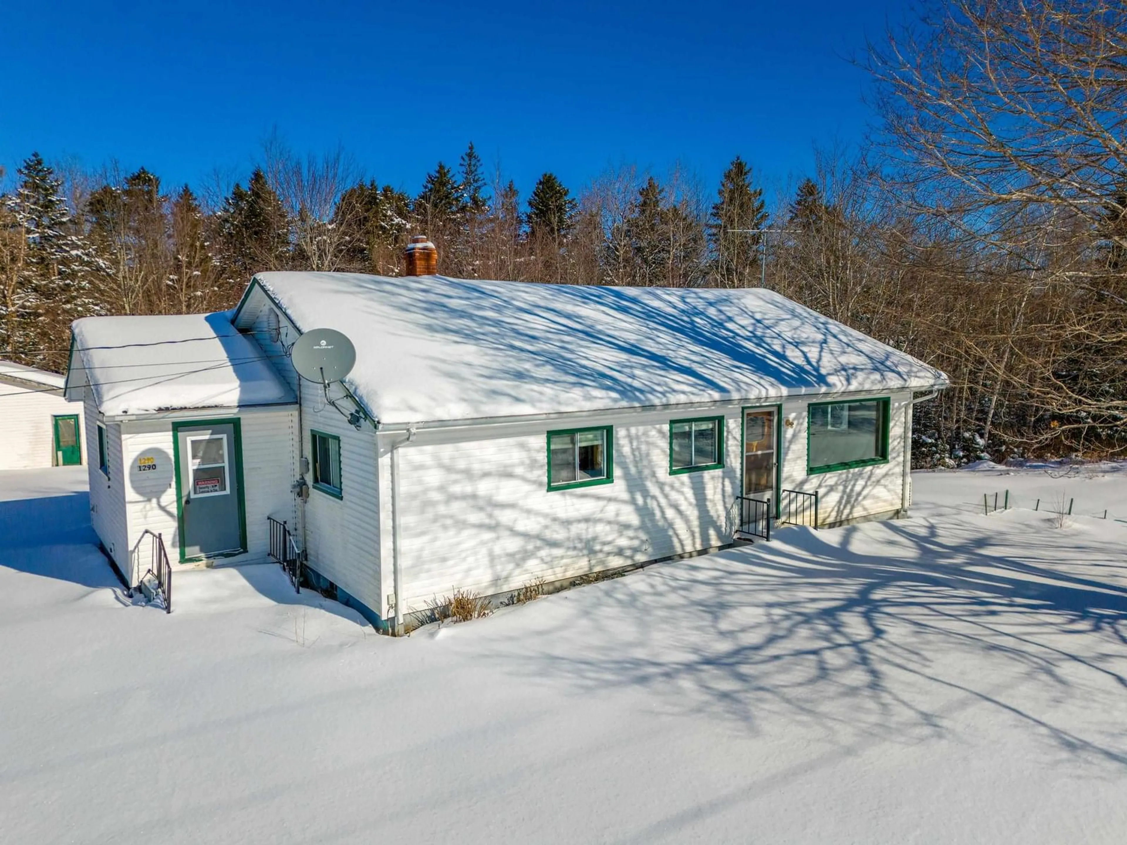 A pic from outside/outdoor area/front of a property/back of a property/a pic from drone, building for 1262 Ridge Rd, Falkland Ridge Nova Scotia B0R 1H0