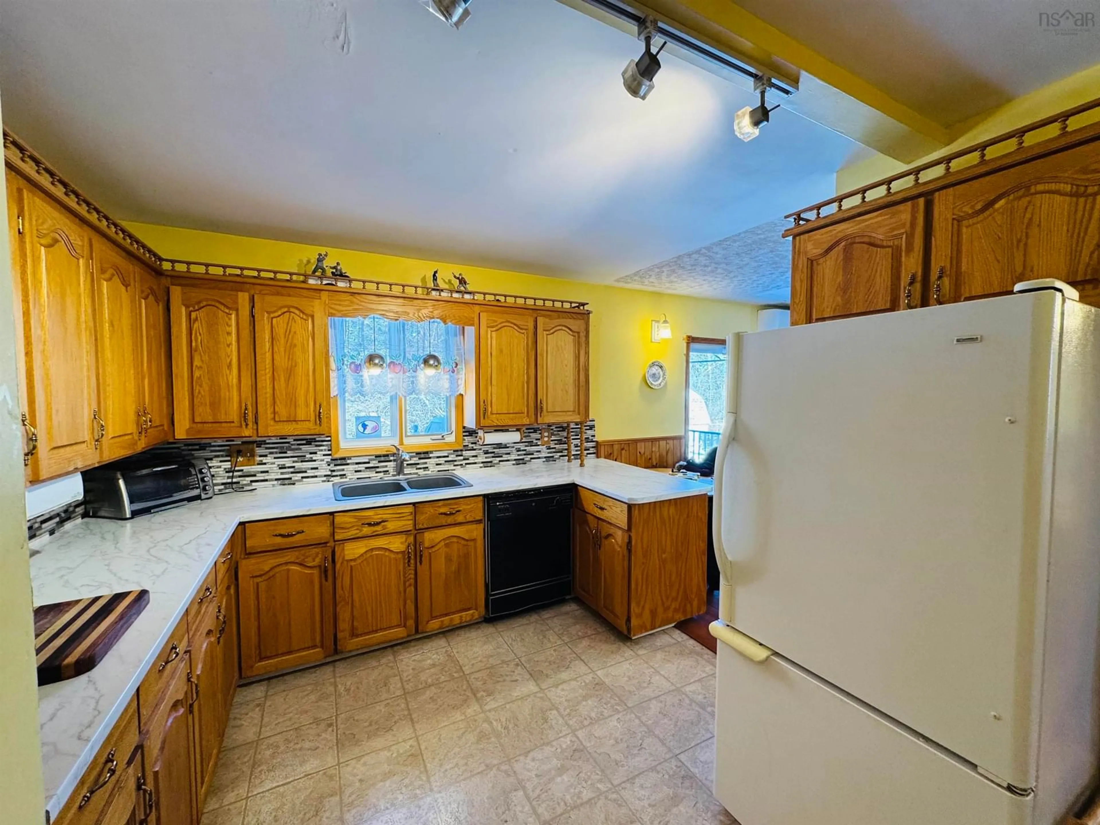 Standard kitchen, ceramic/tile floor for 137 Cedar Rd, Maitland Nova Scotia B0N 1T0