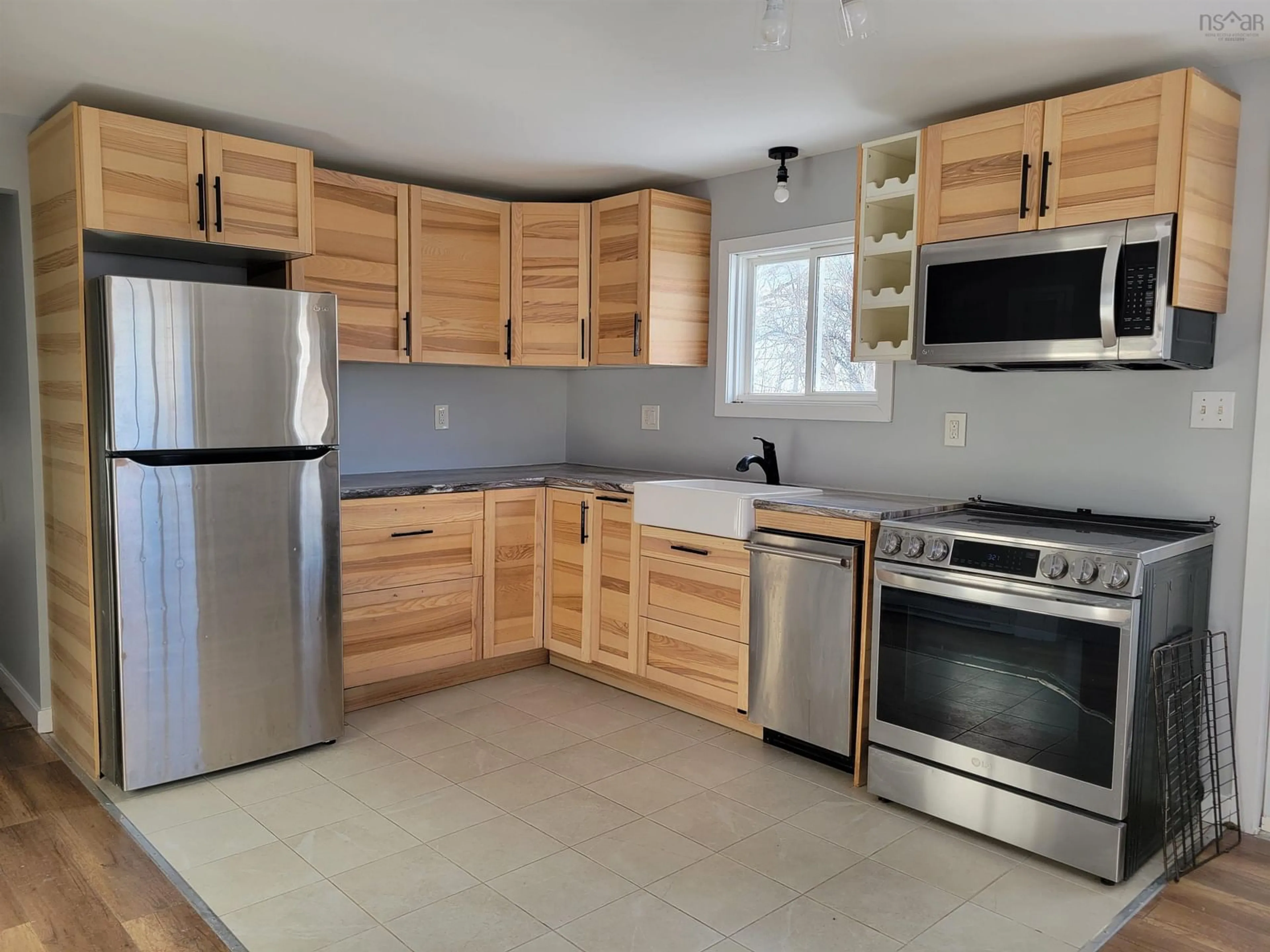 Standard kitchen, unknown for 209 Highway 215, Newport Corner Nova Scotia B0N 1L0