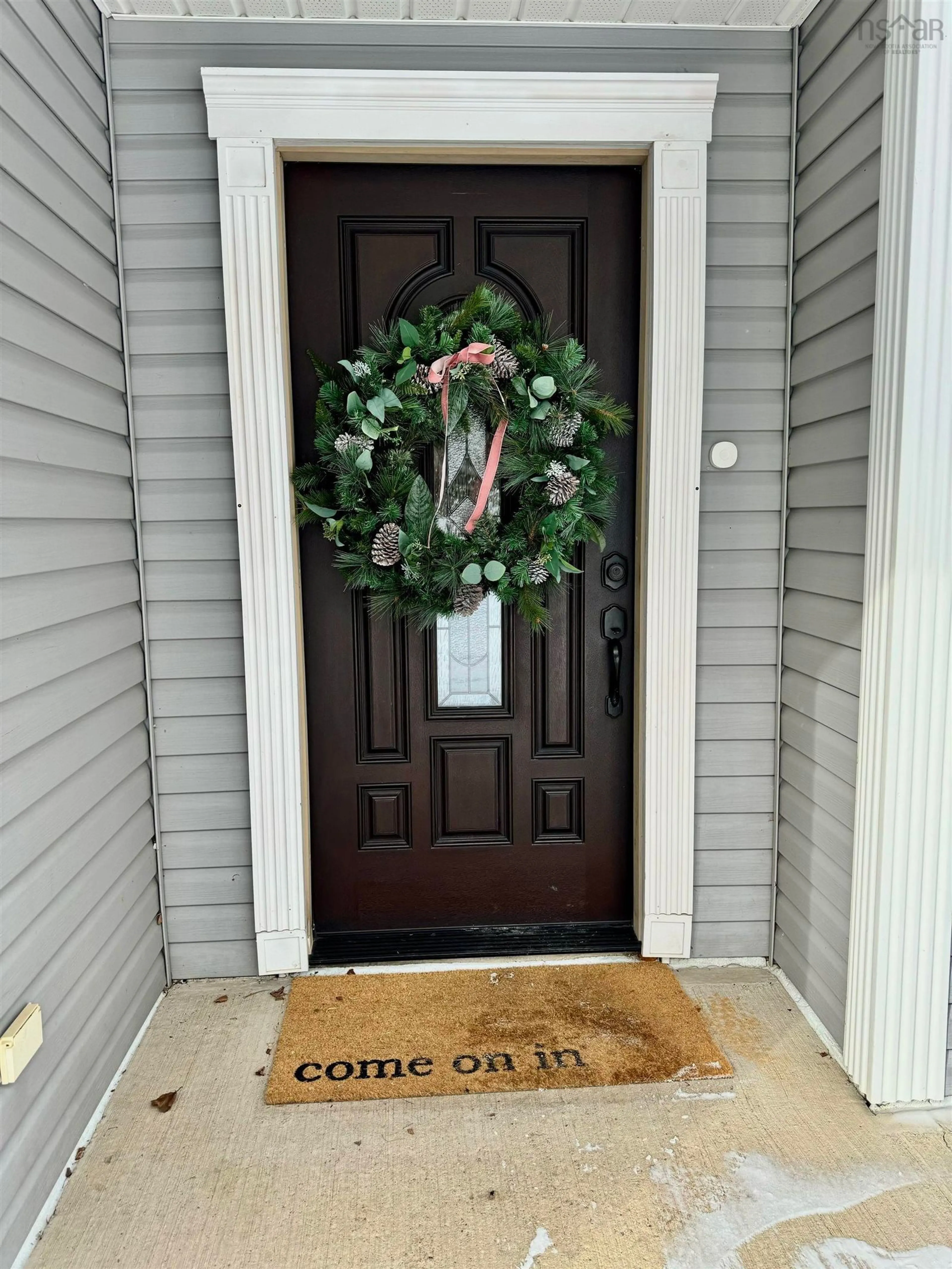 Indoor entryway for 490 Centerville St, Gardiner Mines Nova Scotia B1H 5L5