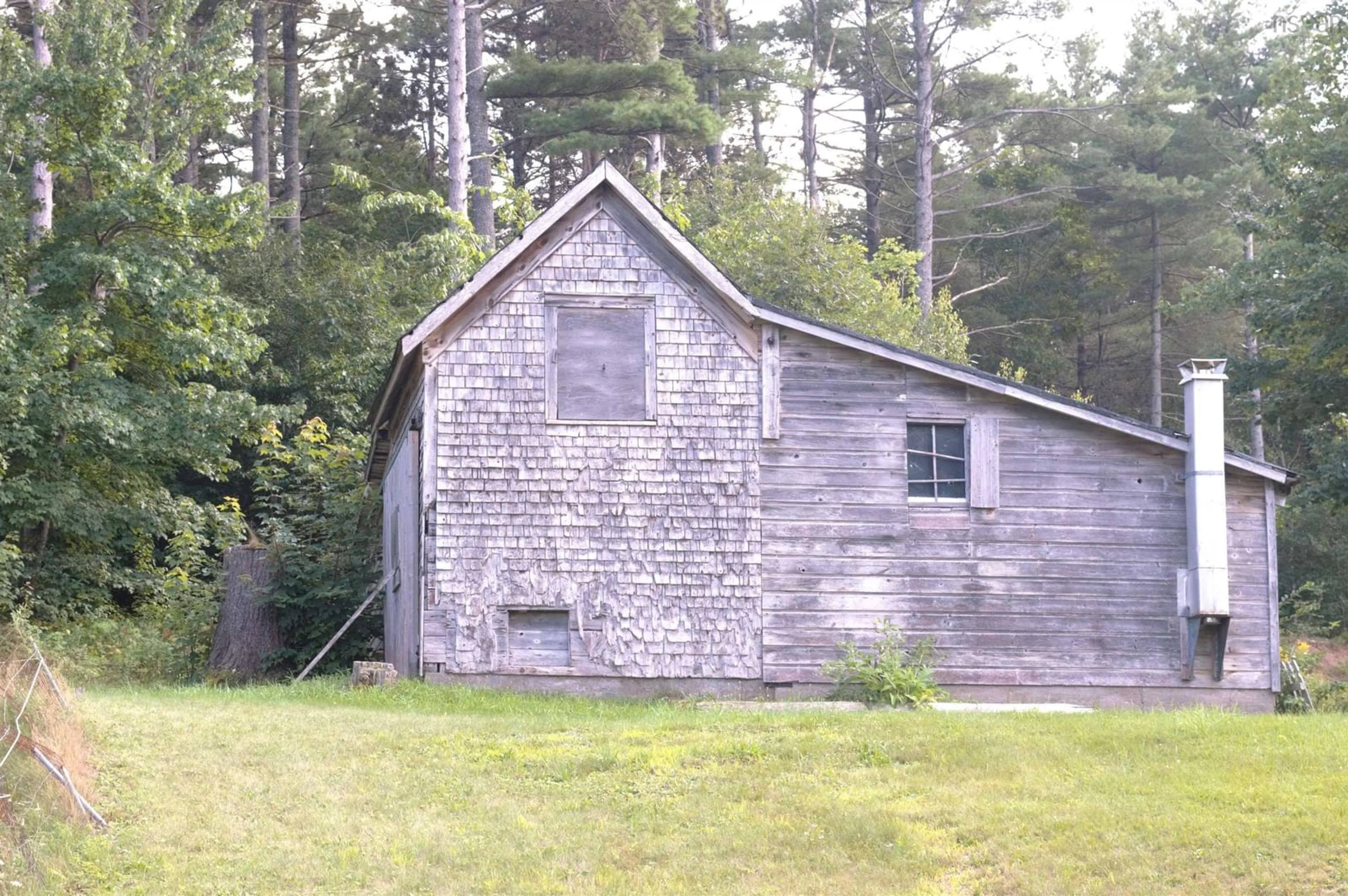 Shed for 6680 Highway 1, Coldbrook Nova Scotia B4R 1B7