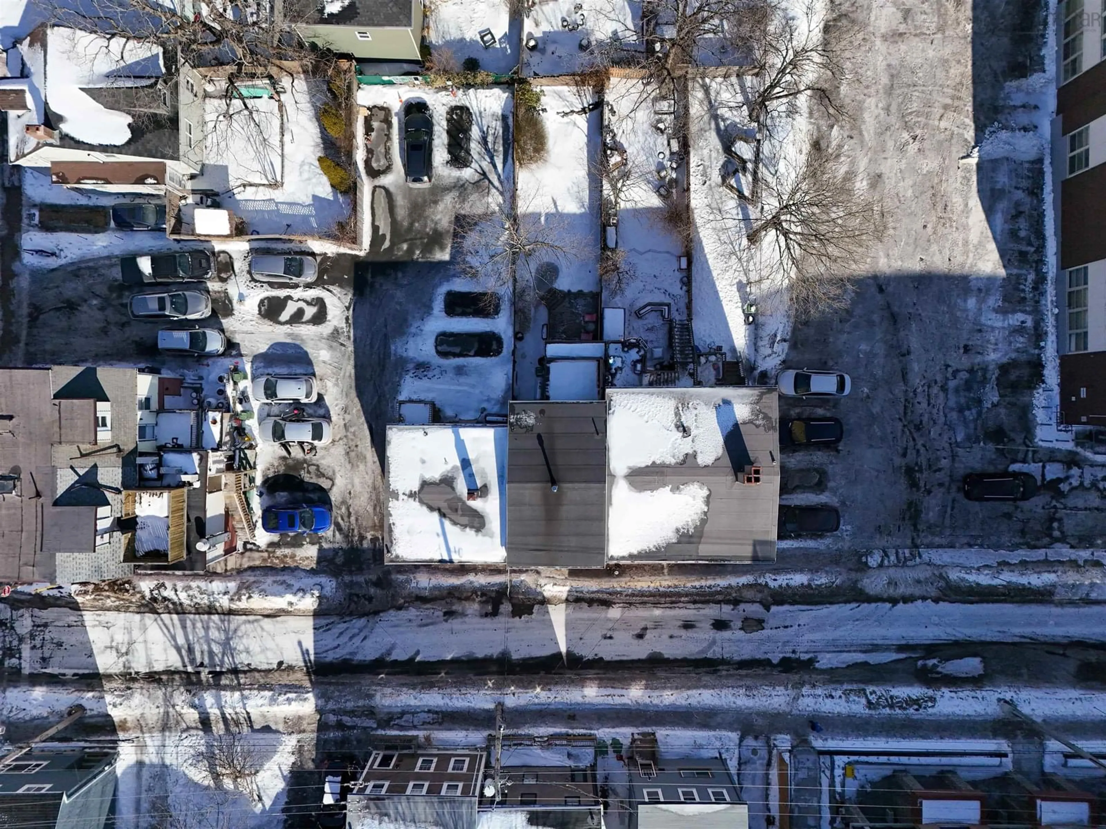 A pic from outside/outdoor area/front of a property/back of a property/a pic from drone, city buildings view from balcony for 2581 Maynard St, Halifax Peninsula Nova Scotia B3K 3V6