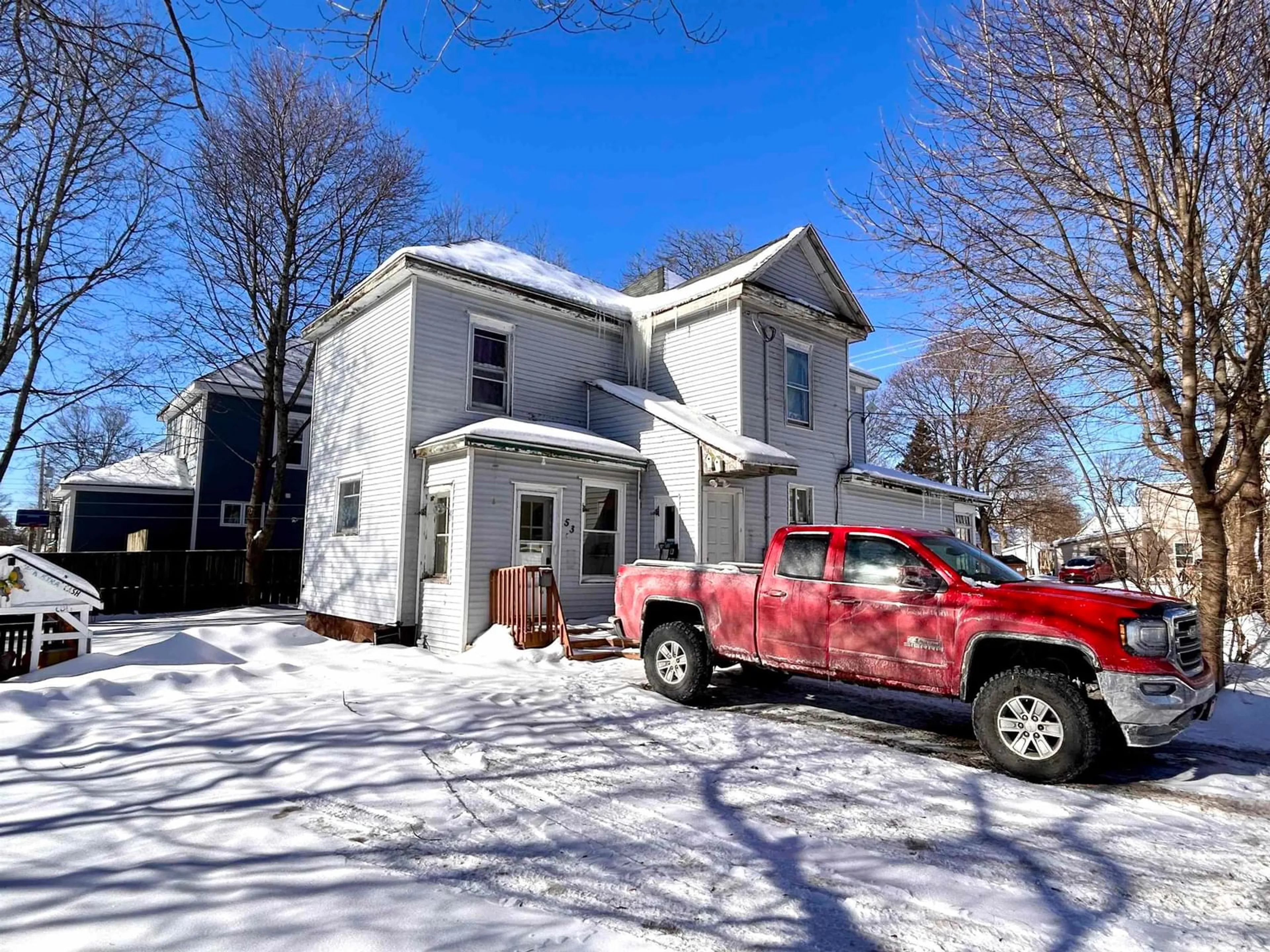 A pic from outside/outdoor area/front of a property/back of a property/a pic from drone, street for 53 Spring St, Amherst Nova Scotia B4H 1S3