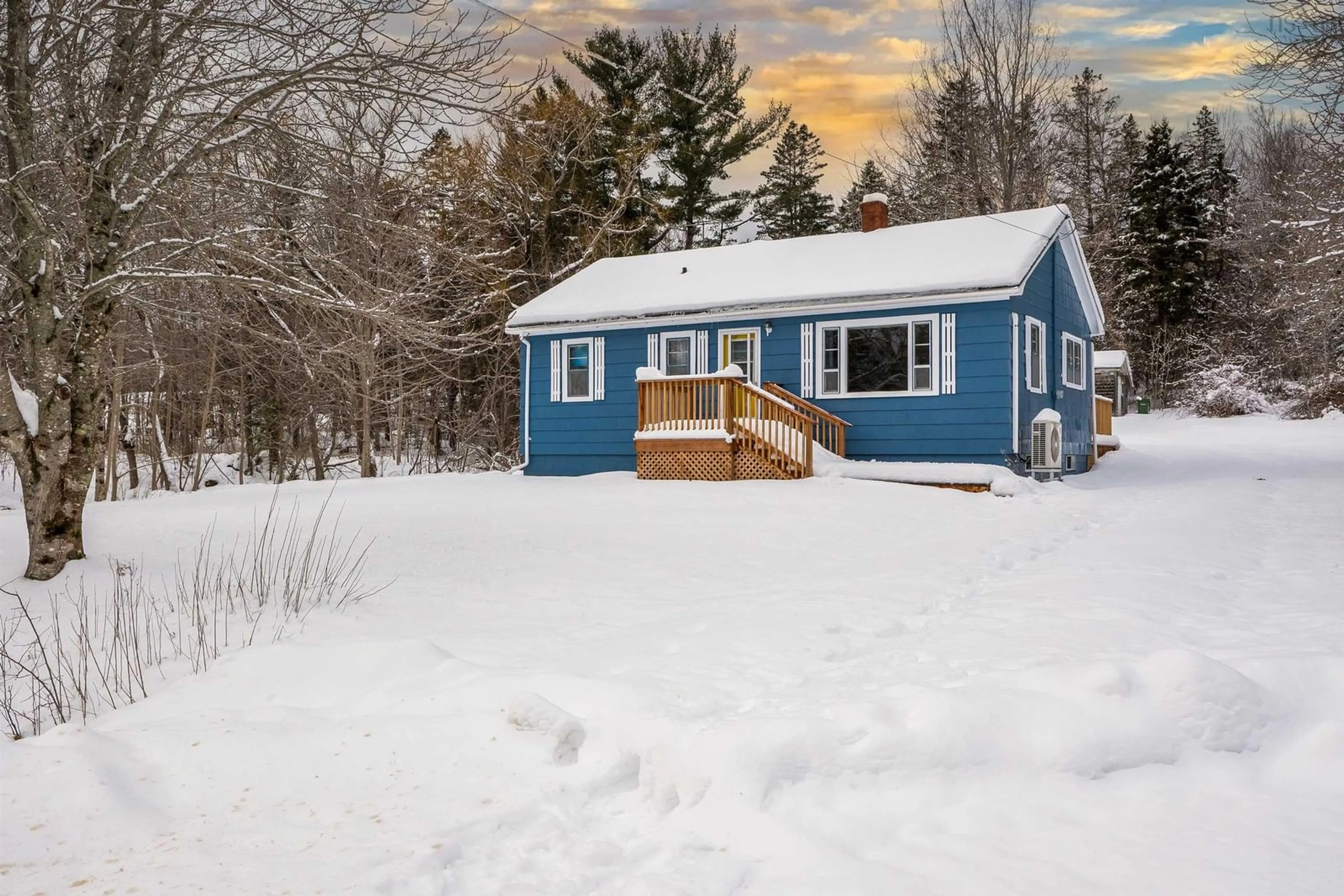 Shed for 627 Clarence Rd, Beaconsfield Nova Scotia B0S 1M0