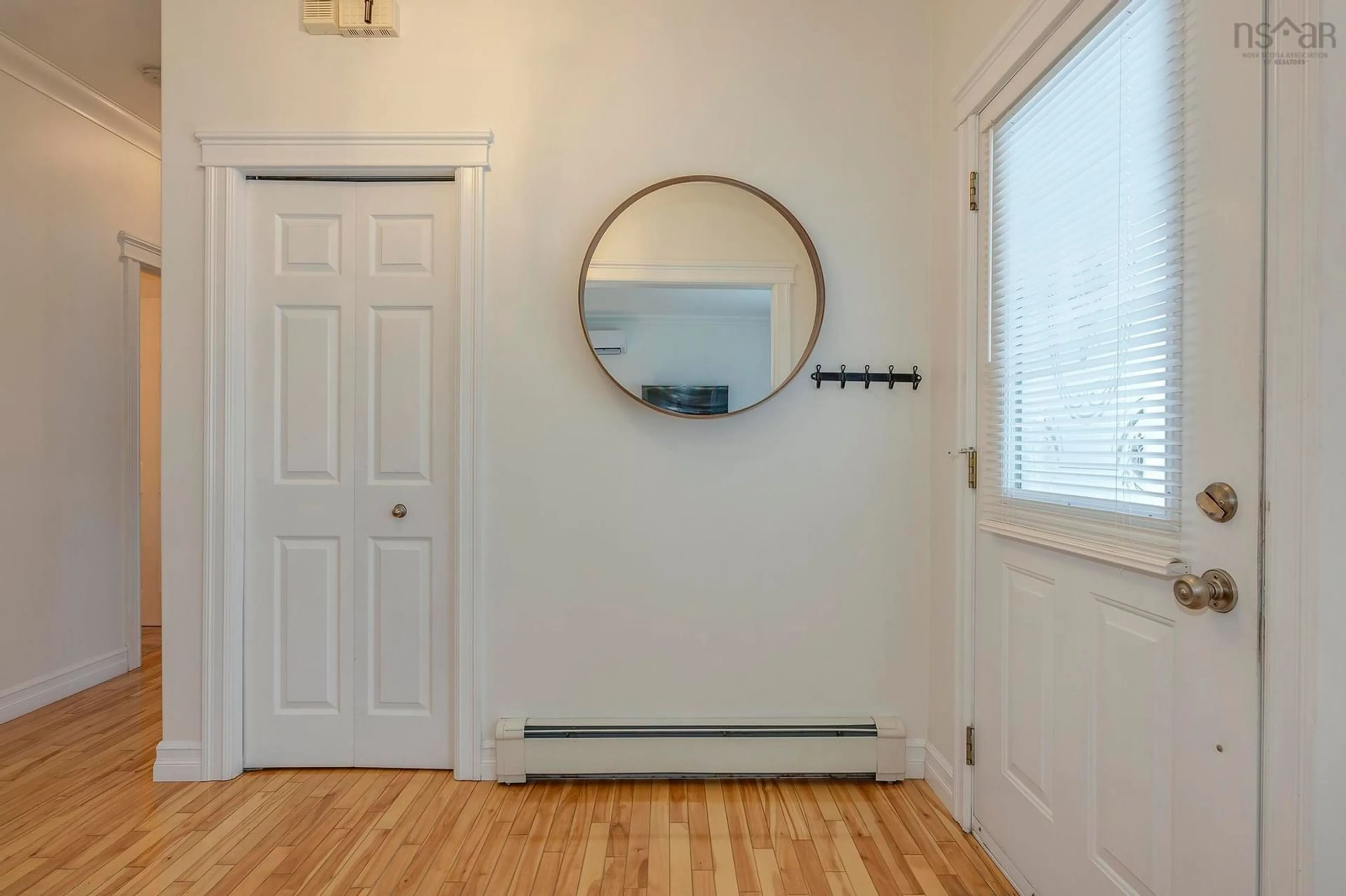 Indoor entryway for 223 Rossing Dr, Middle Sackville Nova Scotia B4E 3N4