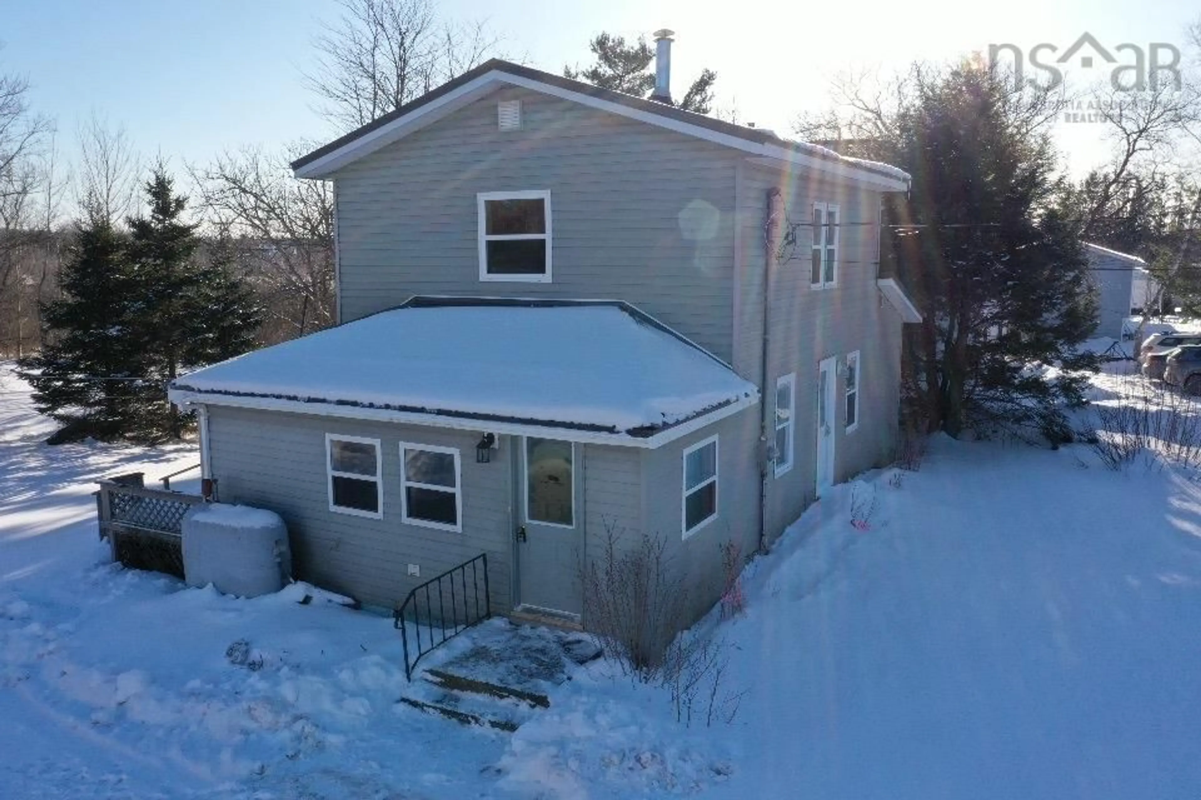 A pic from outside/outdoor area/front of a property/back of a property/a pic from drone, building for 404 Lower Main St, Oxford Nova Scotia B0M 1P0