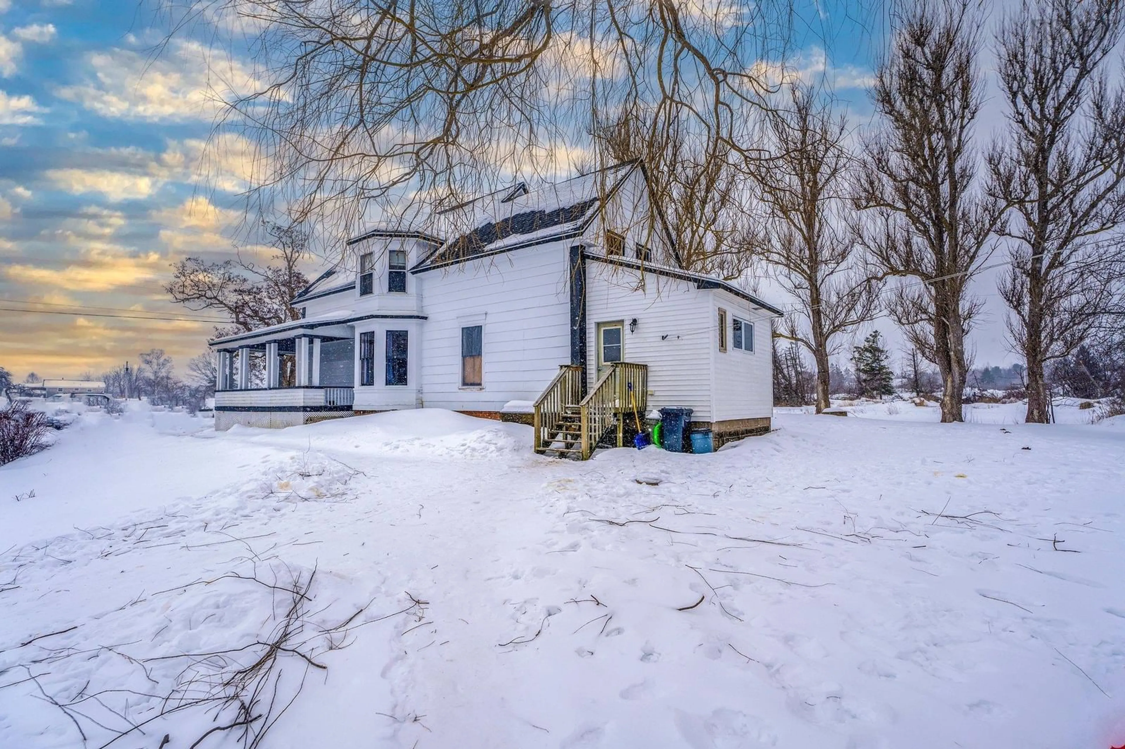 A pic from outside/outdoor area/front of a property/back of a property/a pic from drone, building for 5557 Highway 1 Hwy, Granville Centre Nova Scotia B0S 1A0