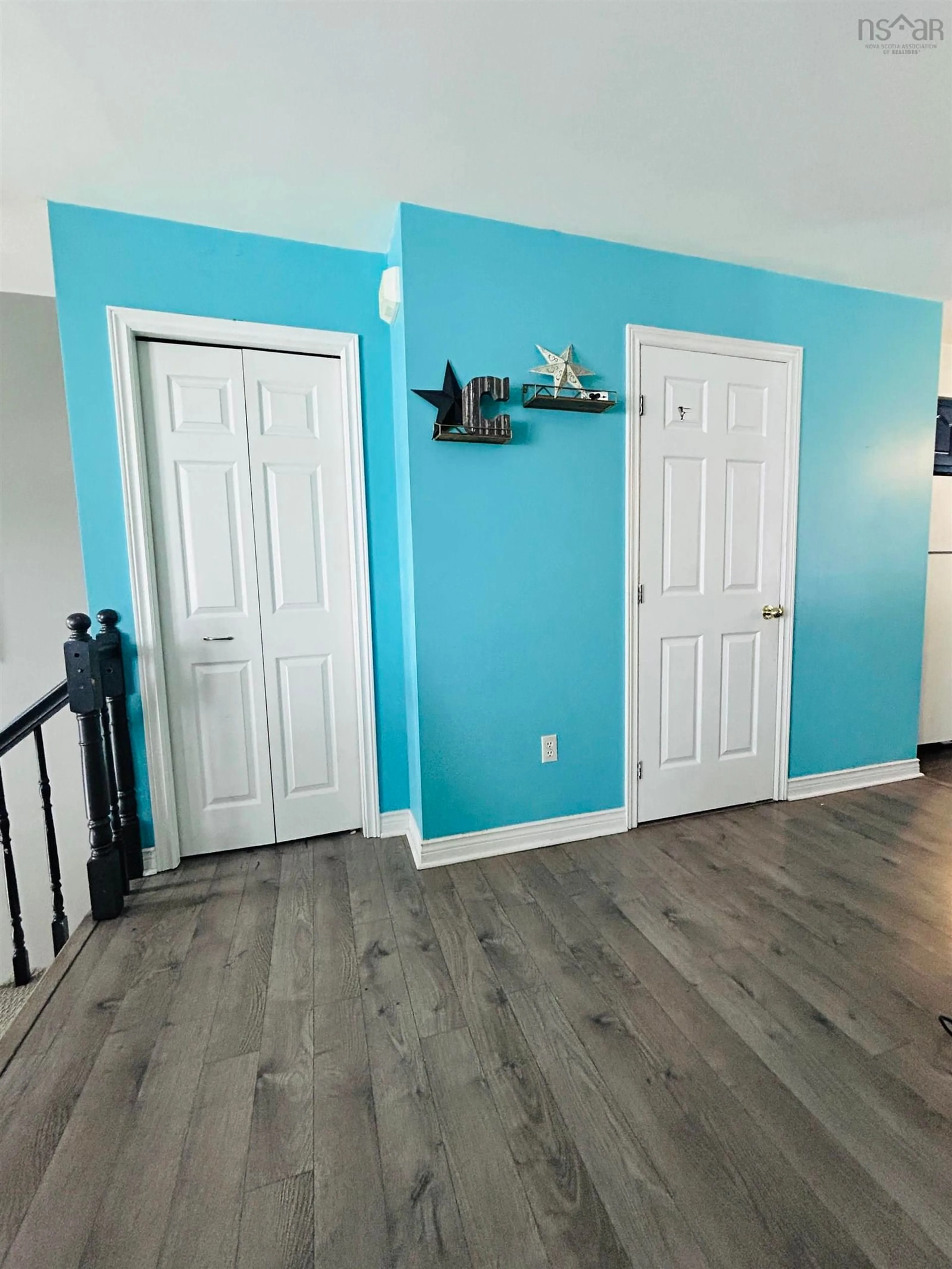 Indoor entryway for 20 Hewer Cres, Middle Sackville Nova Scotia B4E 3E4