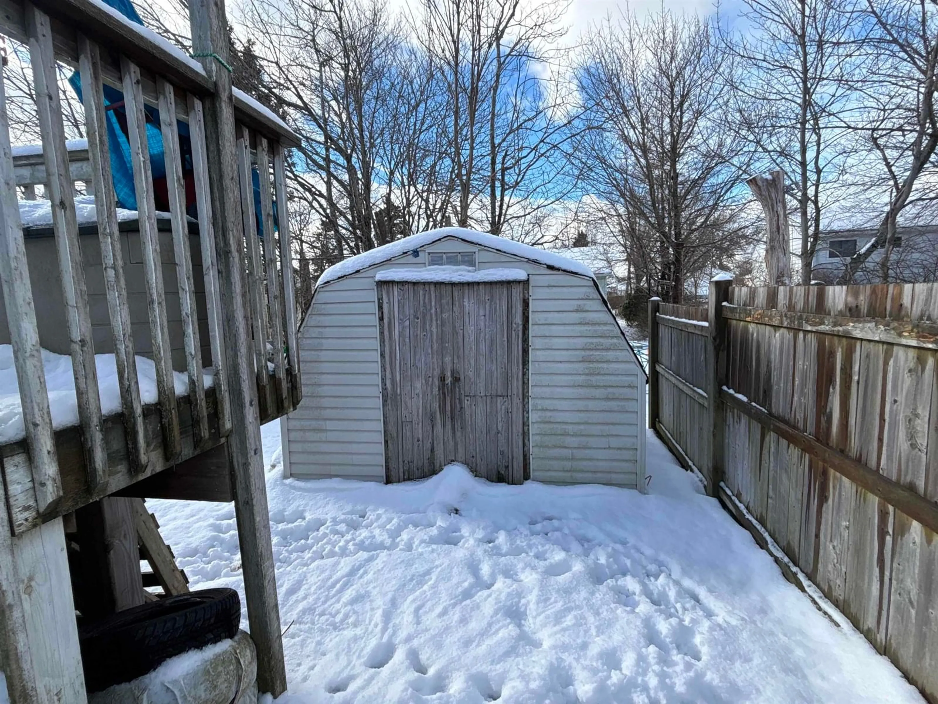 Shed for 28 Windward Ave, Dartmouth Nova Scotia B2W 2H1