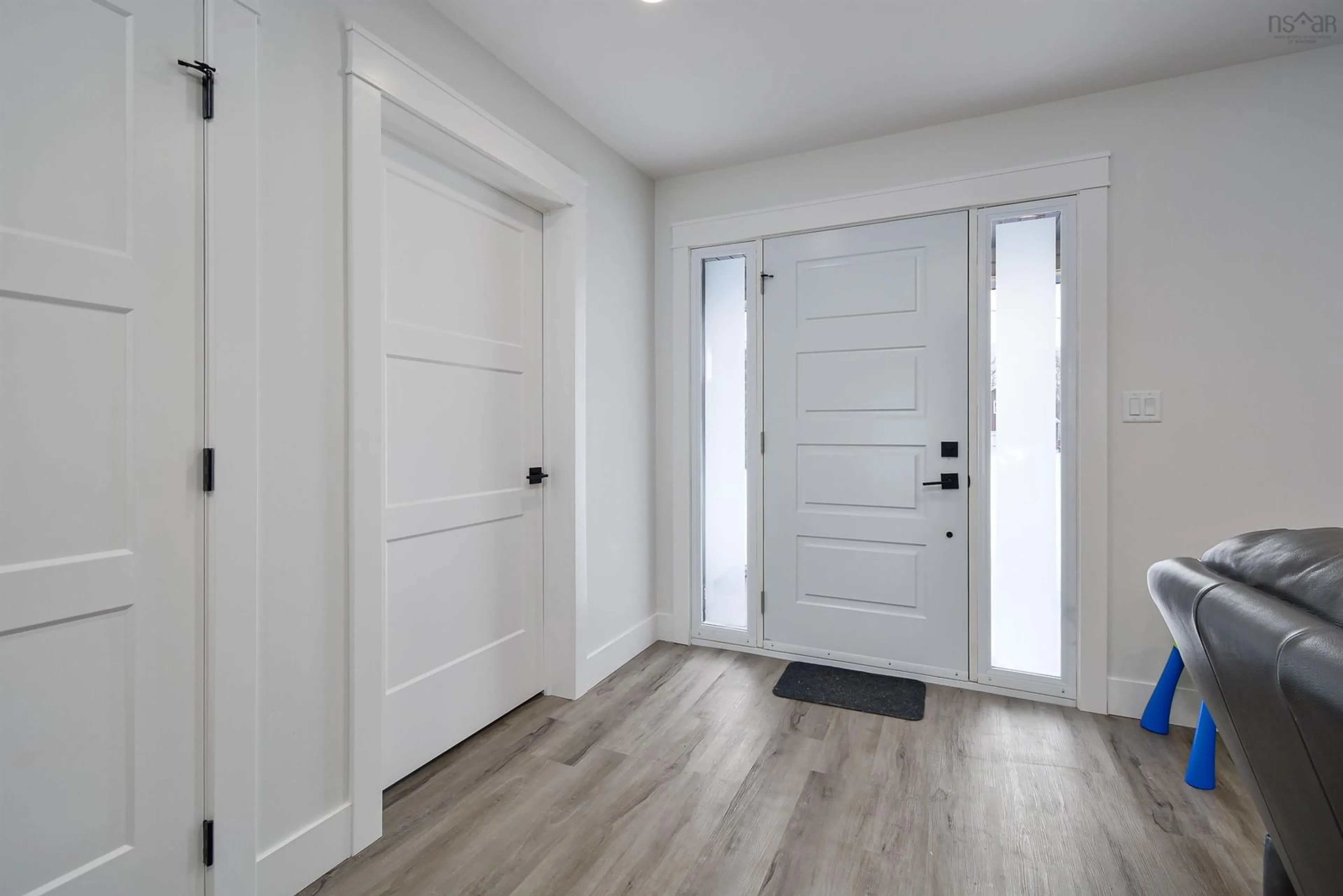 Indoor entryway for 252 Wildwood Dr, Howie Centre Nova Scotia B1P 1G7