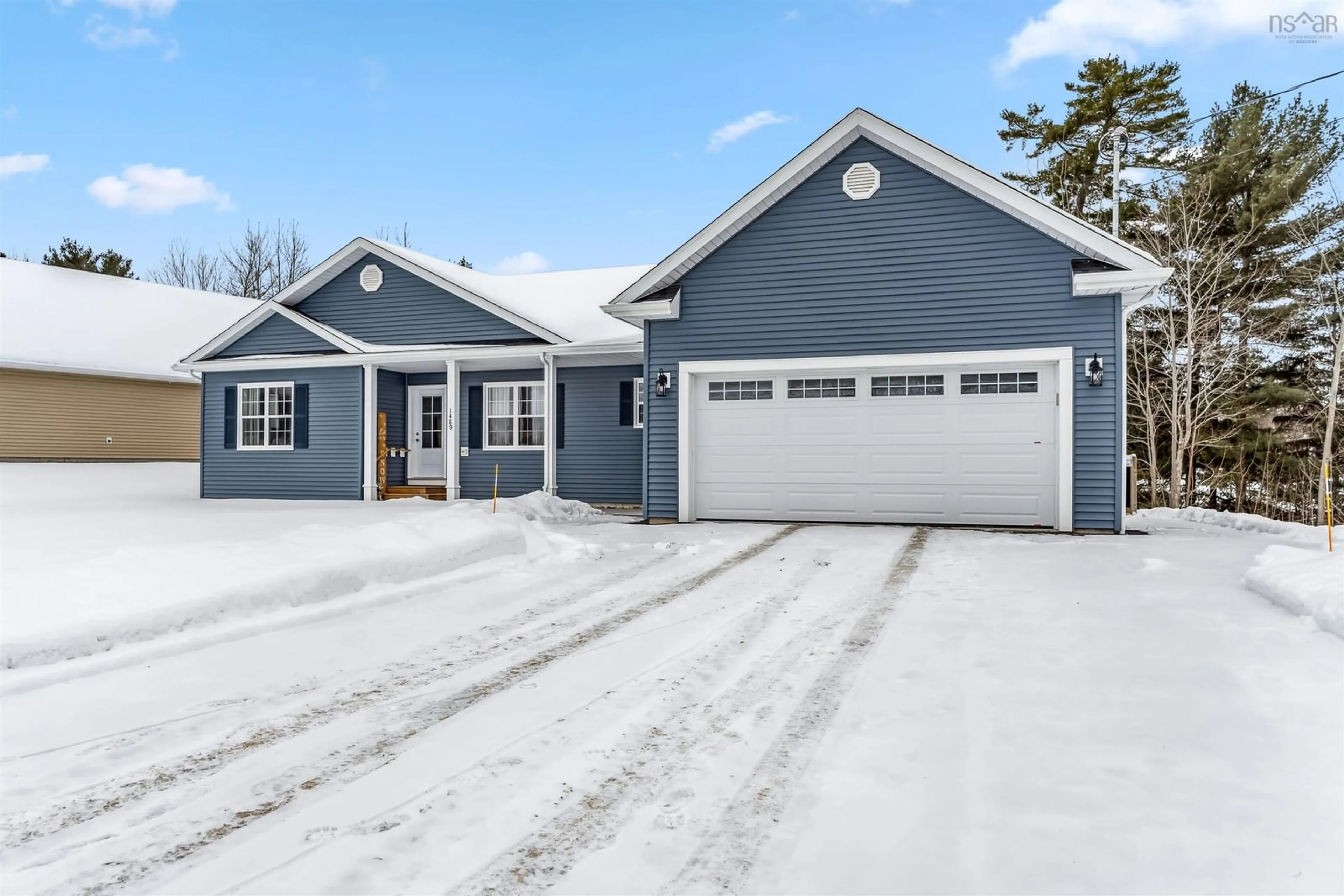 Home with vinyl exterior material, street for 1489 Andrea Dr, Coldbrook Nova Scotia B4R 1A1