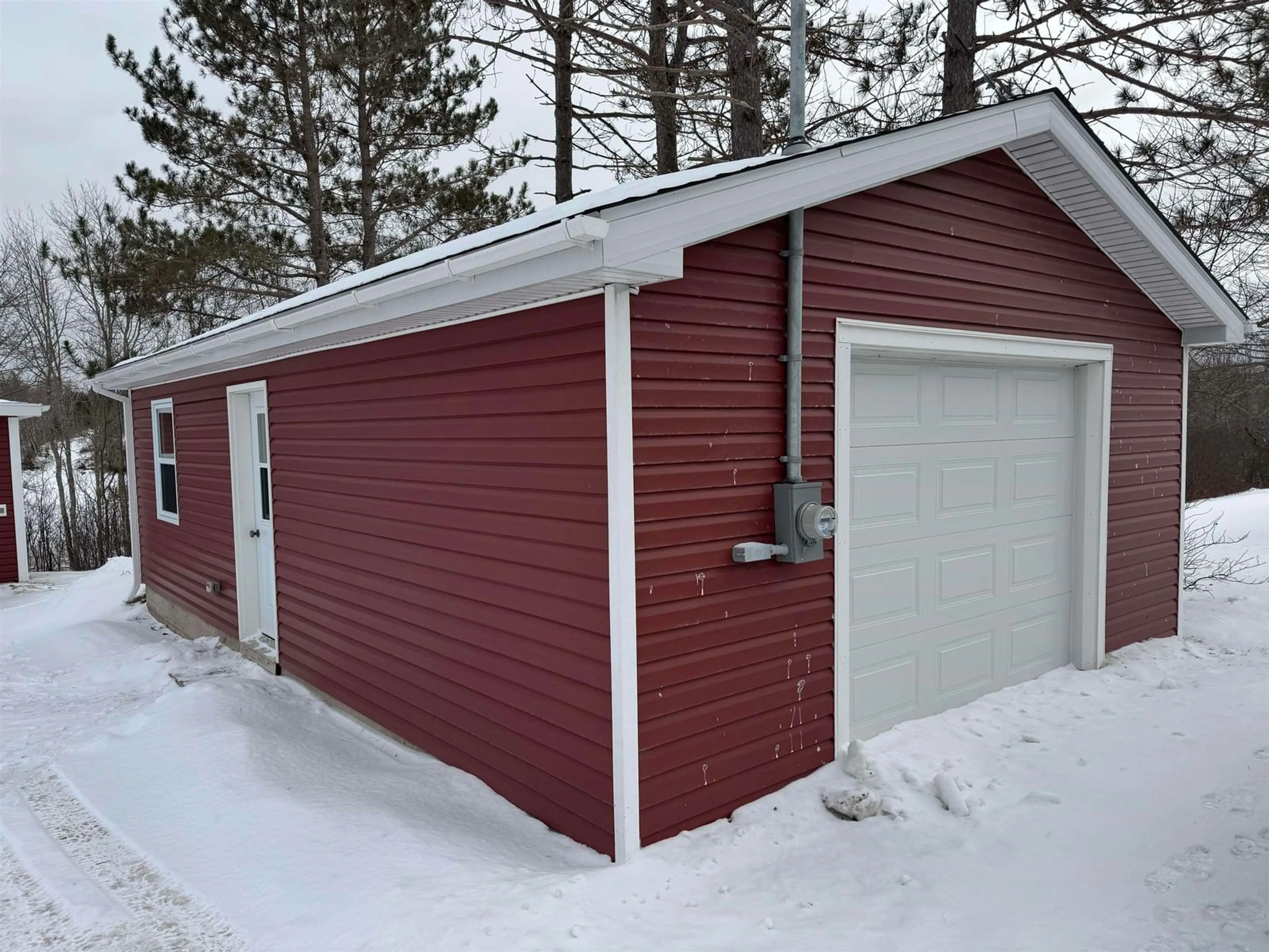 Indoor garage for 8538 Highway 311, Balfron Nova Scotia B0K 1V0