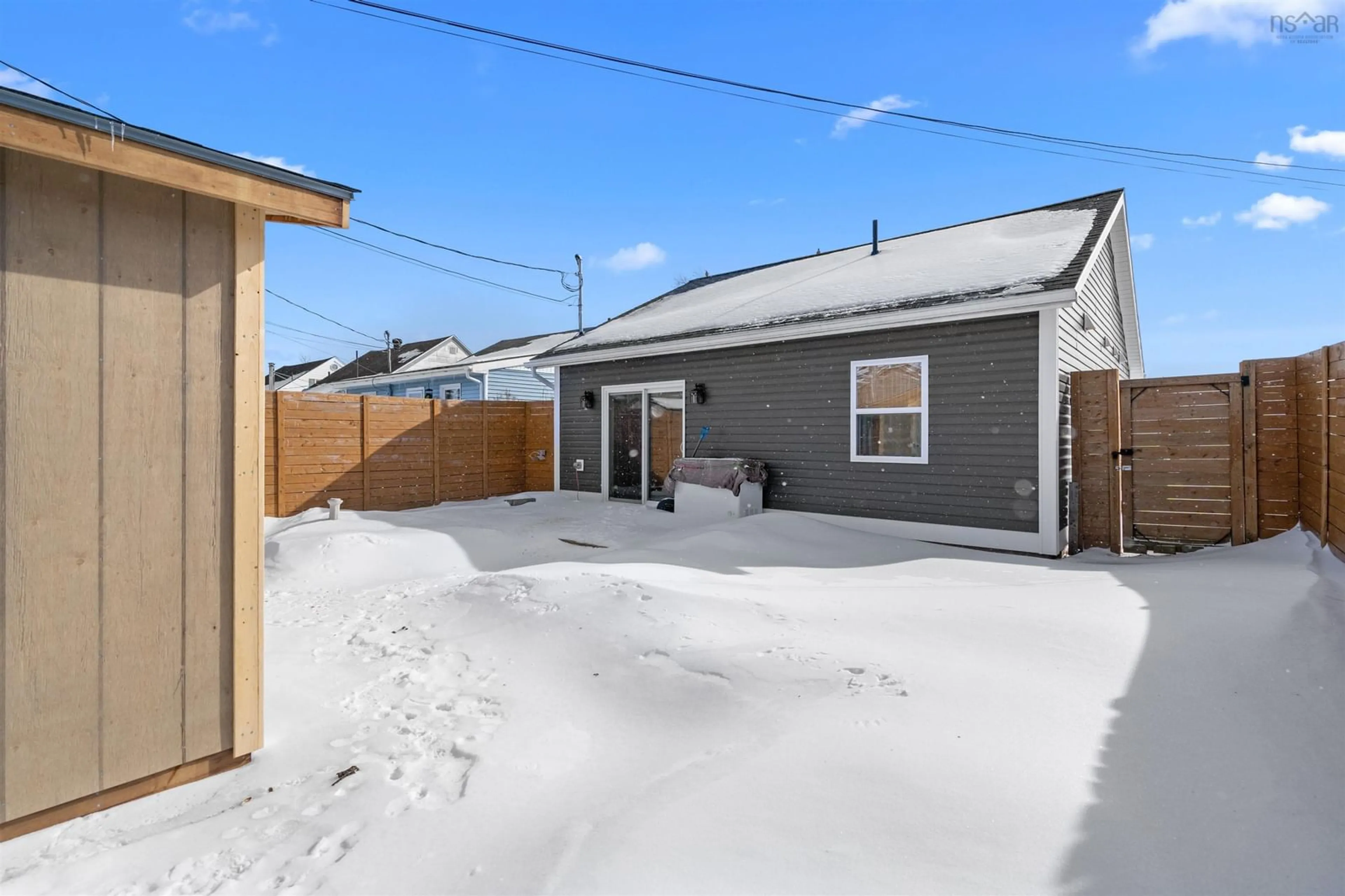 Patio, street for 80 Elm St, Pictou Nova Scotia B0K 1H0