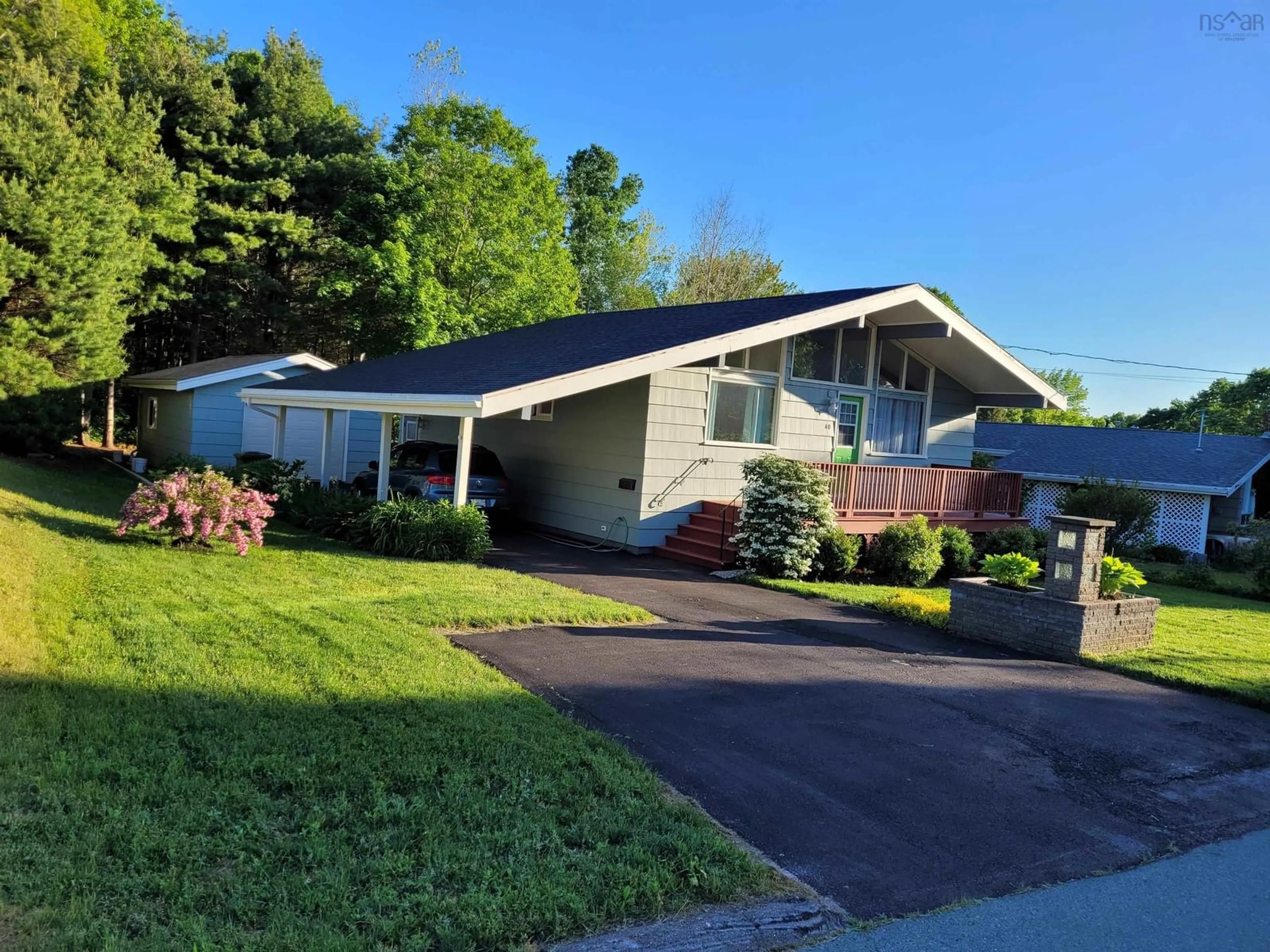 Home with vinyl exterior material, street for 40 Murray Dr, Bridgewater Nova Scotia B4V 2M7