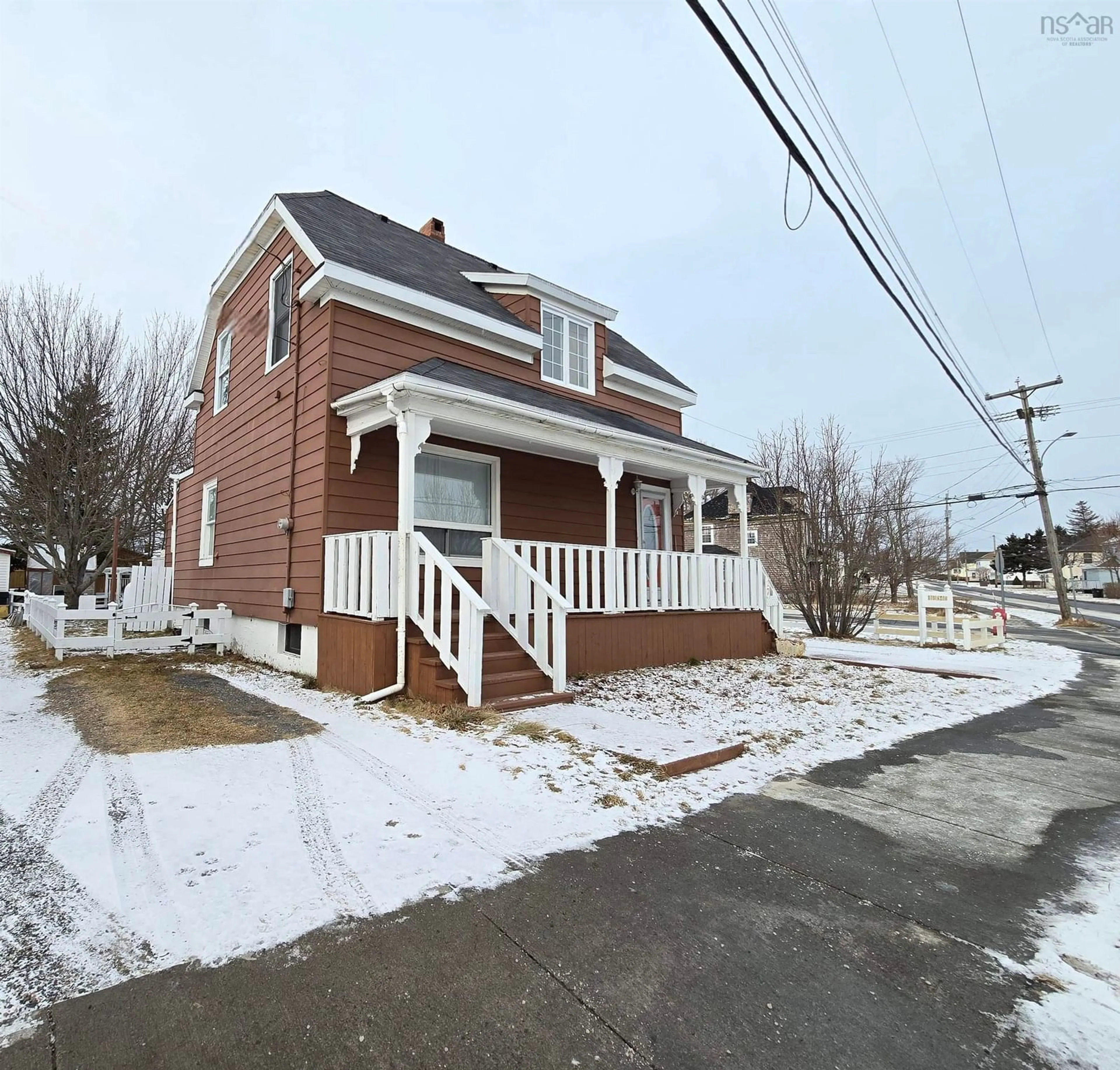 A pic from outside/outdoor area/front of a property/back of a property/a pic from drone, street for 27 Convent St, Sydney Mines Nova Scotia B1V 1V6