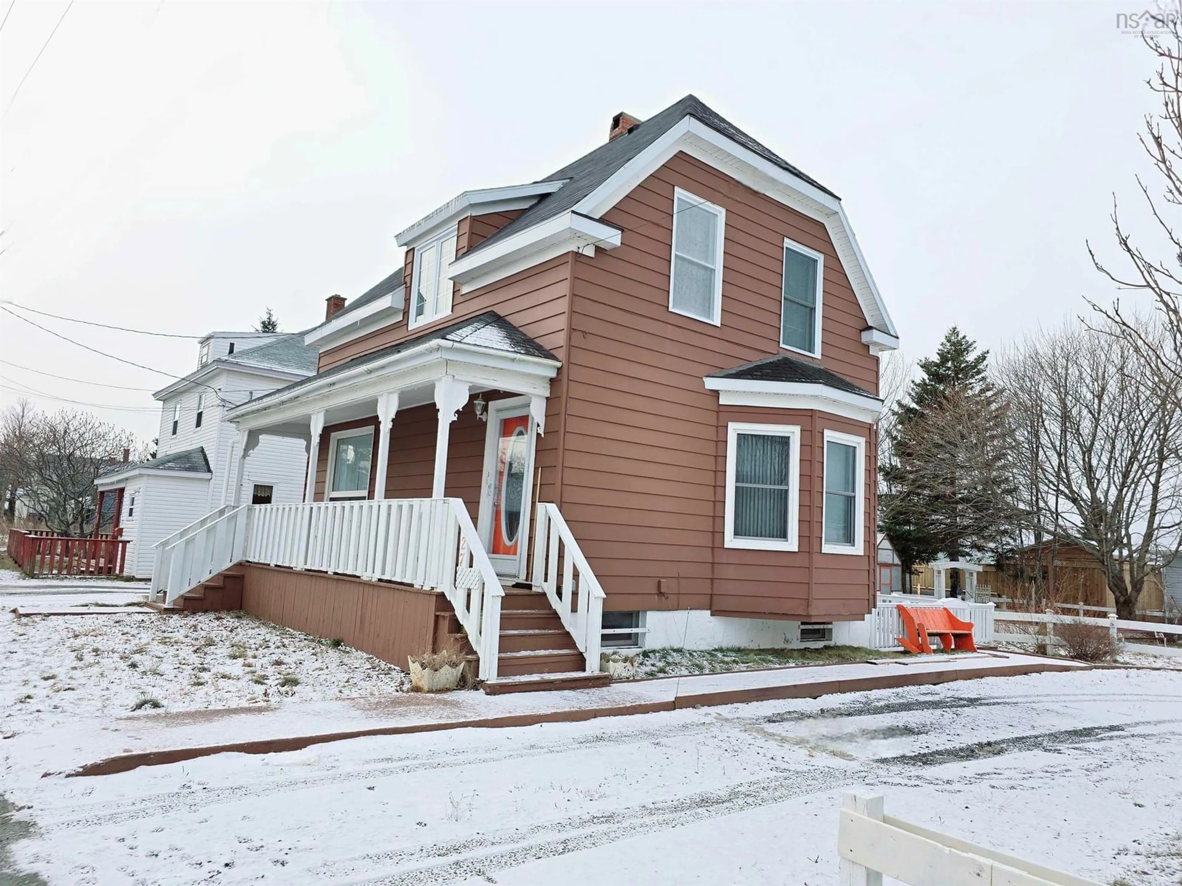 Home with vinyl exterior material, street for 27 Convent St, Sydney Mines Nova Scotia B1V 1V6