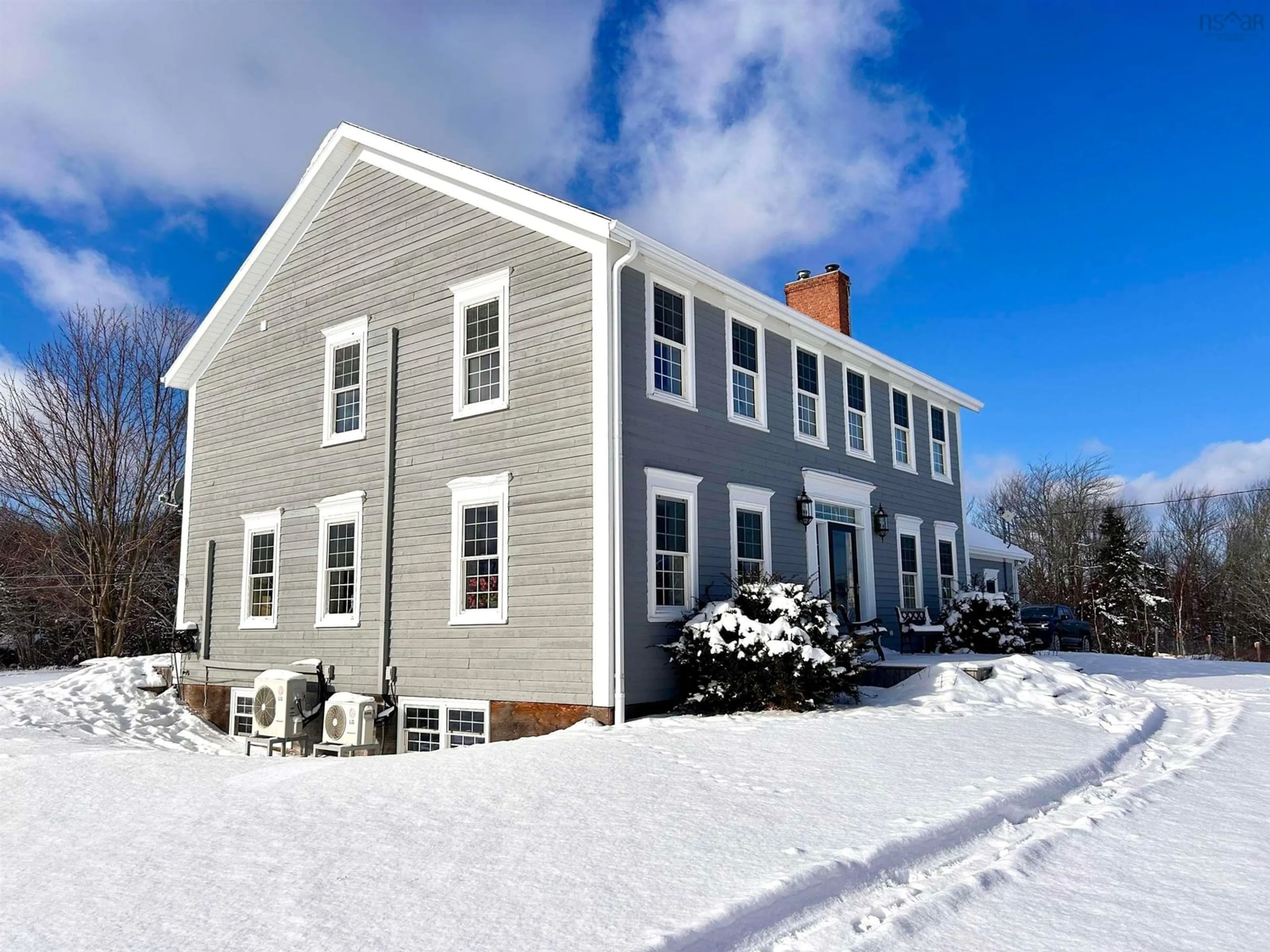 Home with vinyl exterior material, building for 7604 366 Hwy, Northport Nova Scotia B0L 1E0