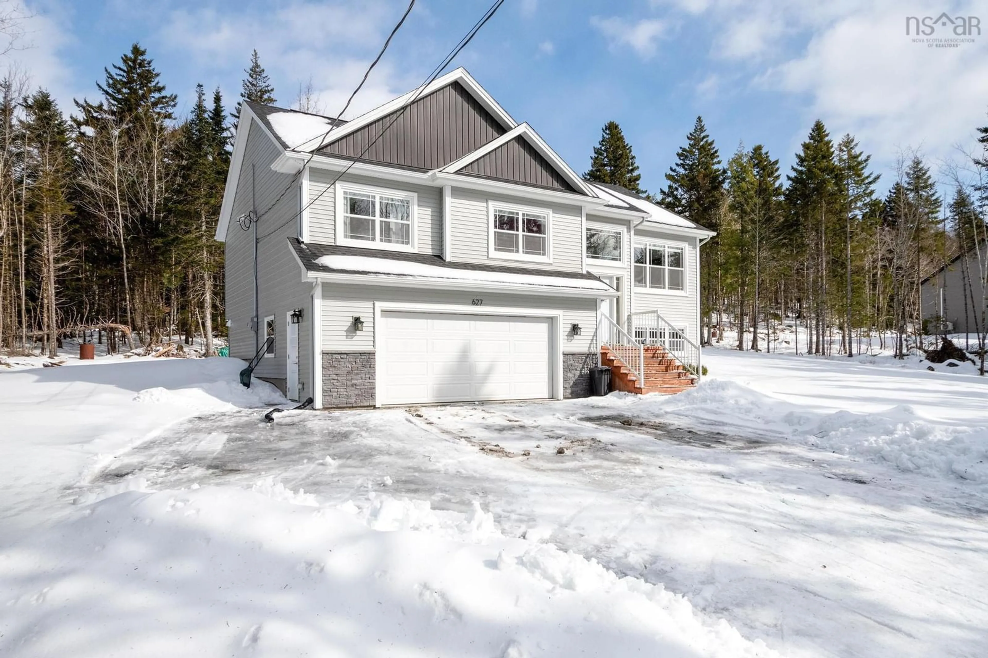 Home with vinyl exterior material, street for 627 Magenta Dr, Middle Sackville Nova Scotia B4E 0M7