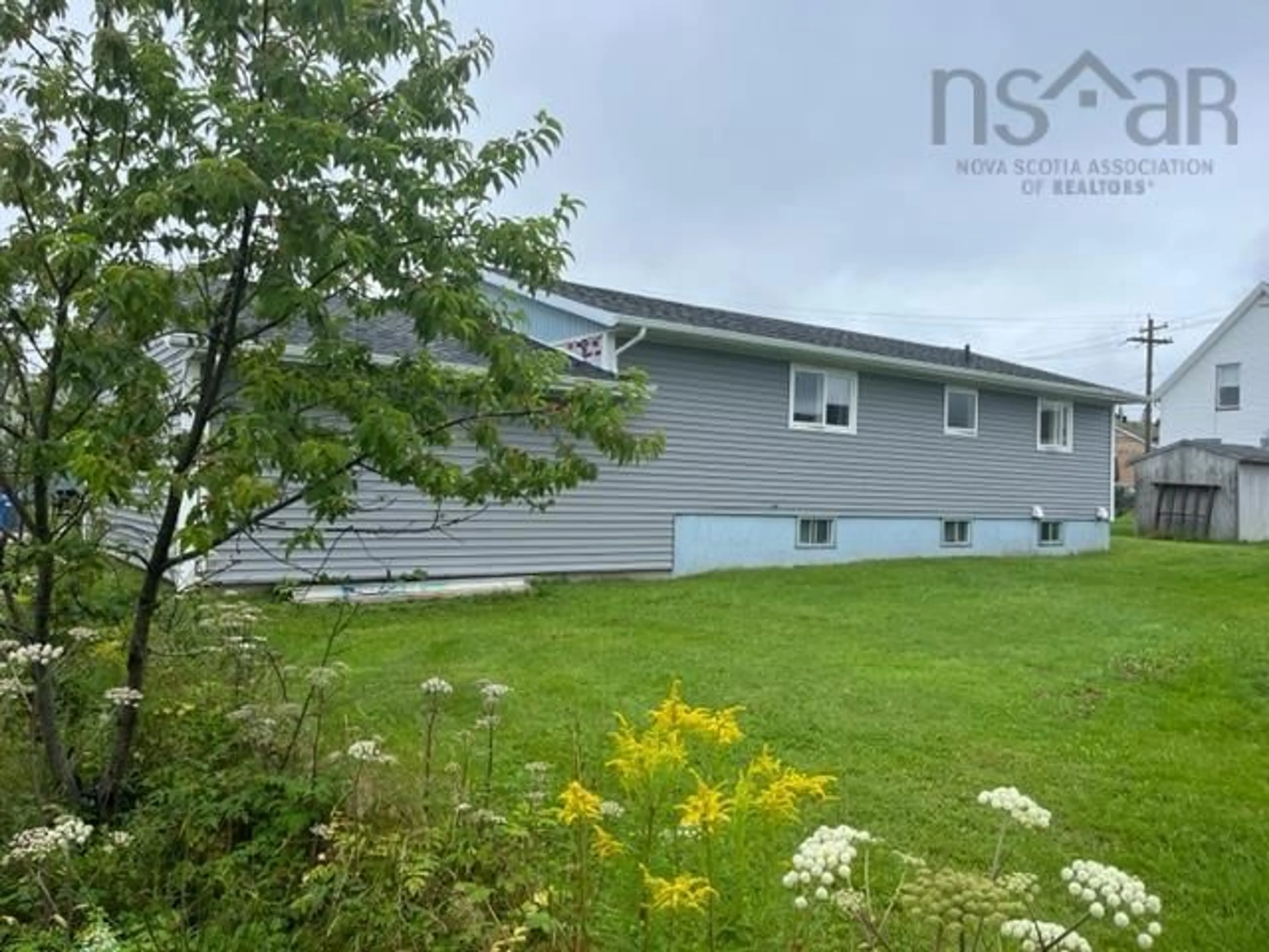 Home with vinyl exterior material, unknown for 11 Toulouse St, St. Peter's Nova Scotia B0E 3B0